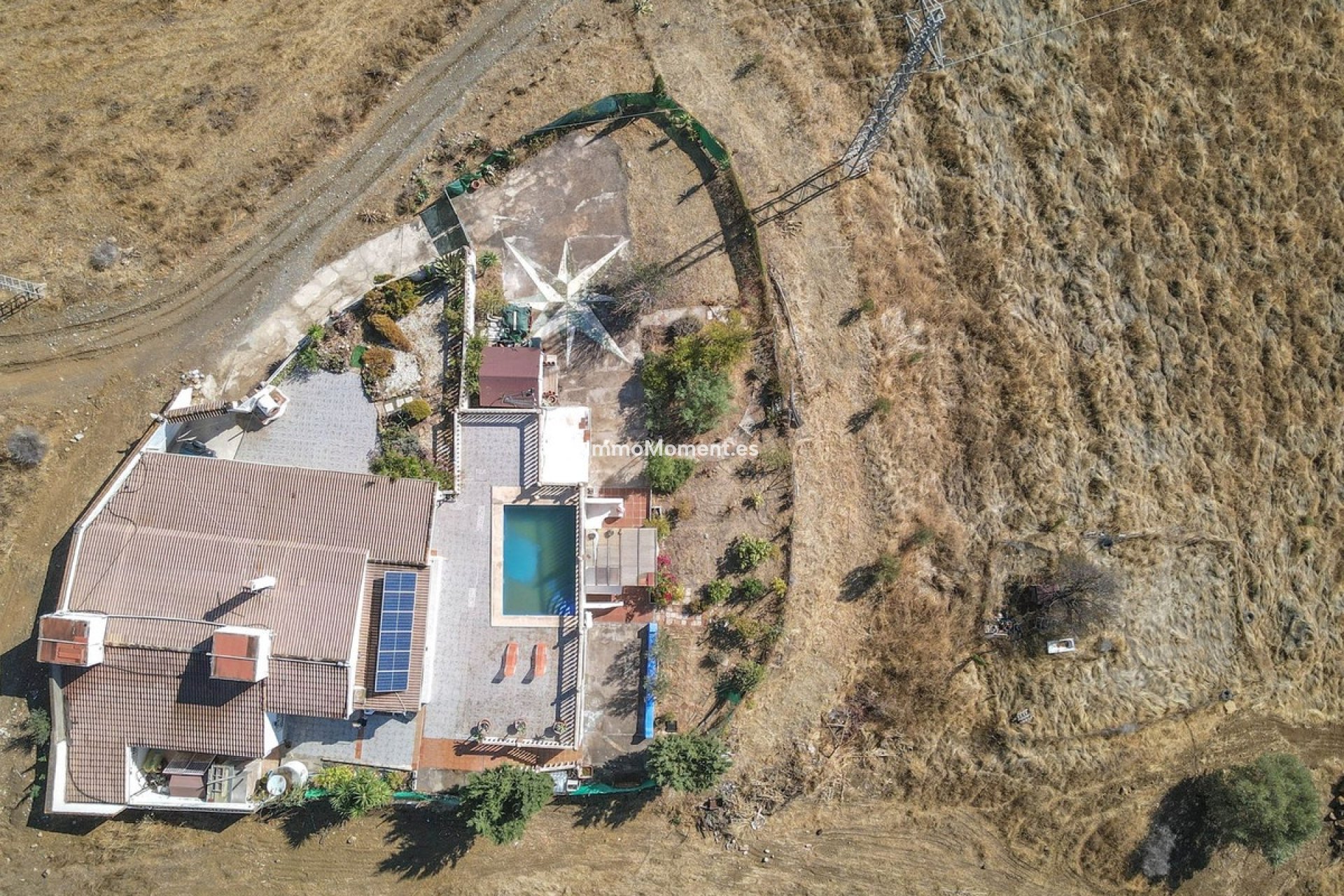 Resale - Villa - Inland  - Guaro
