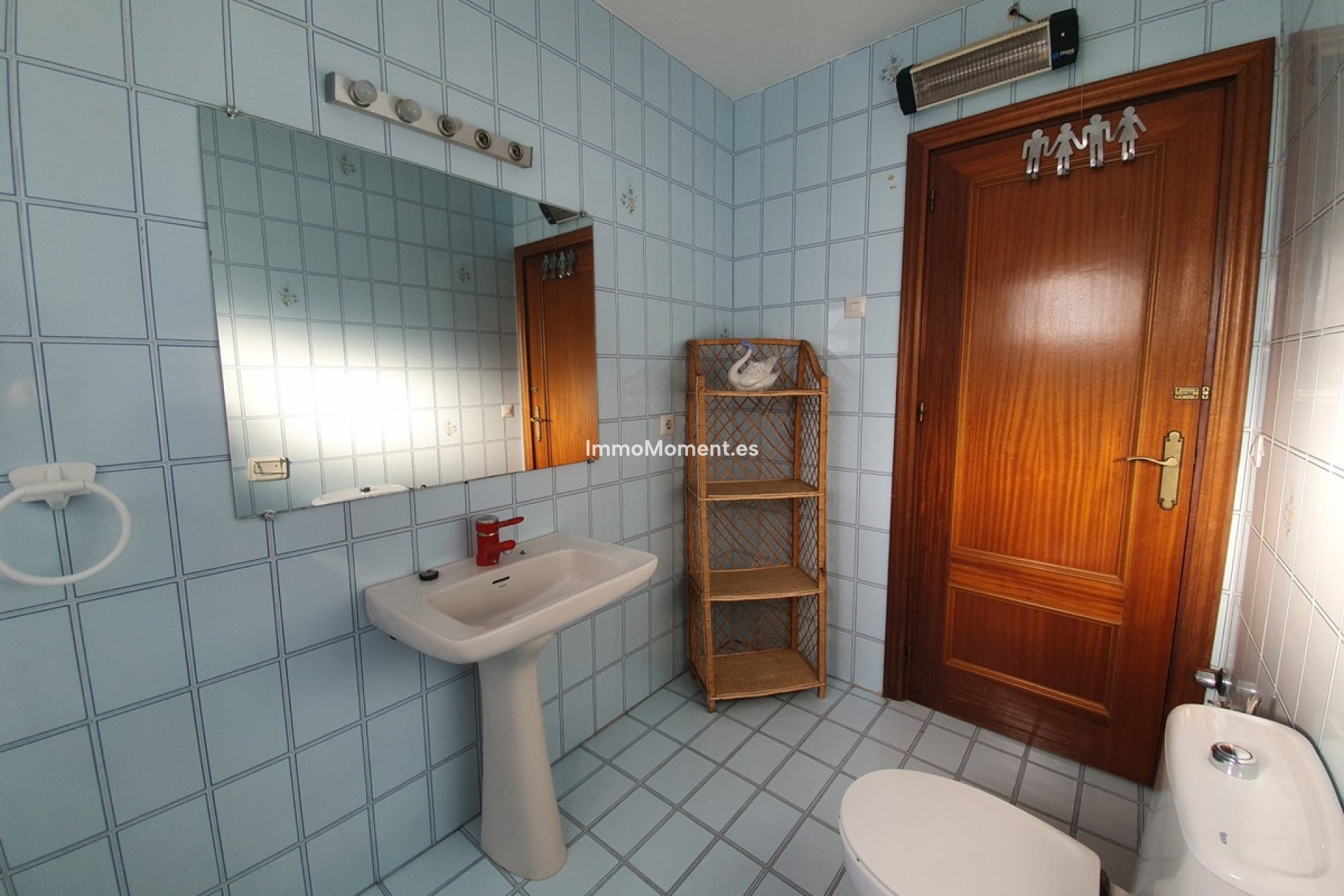 Resale - Villa - Inland  - Guaro