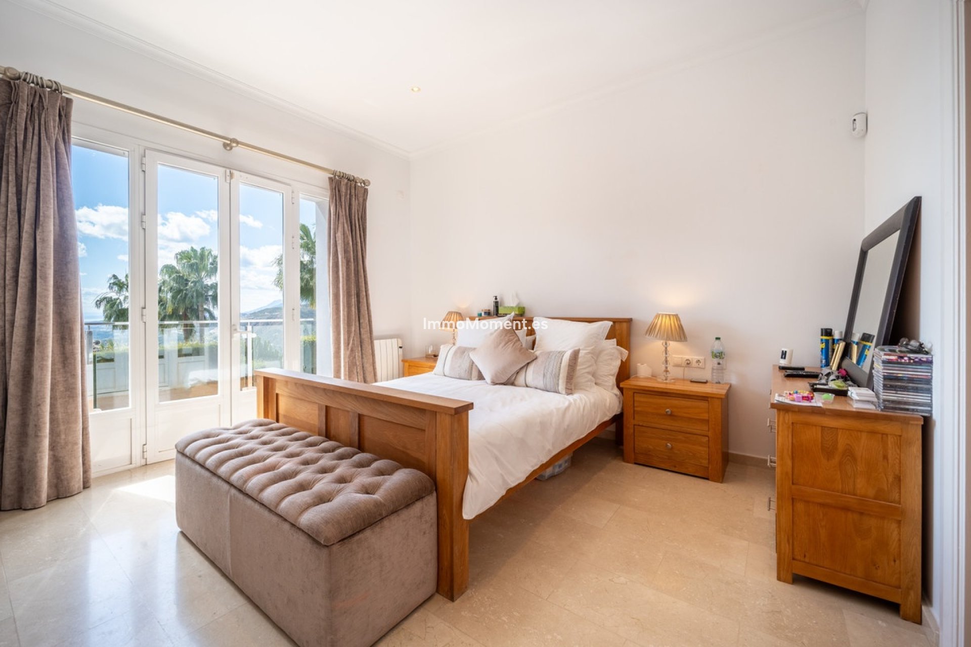 Resale - Villa - Inland  - Istán