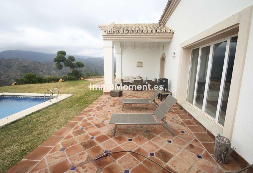 Resale - Villa - Inland  - Istán