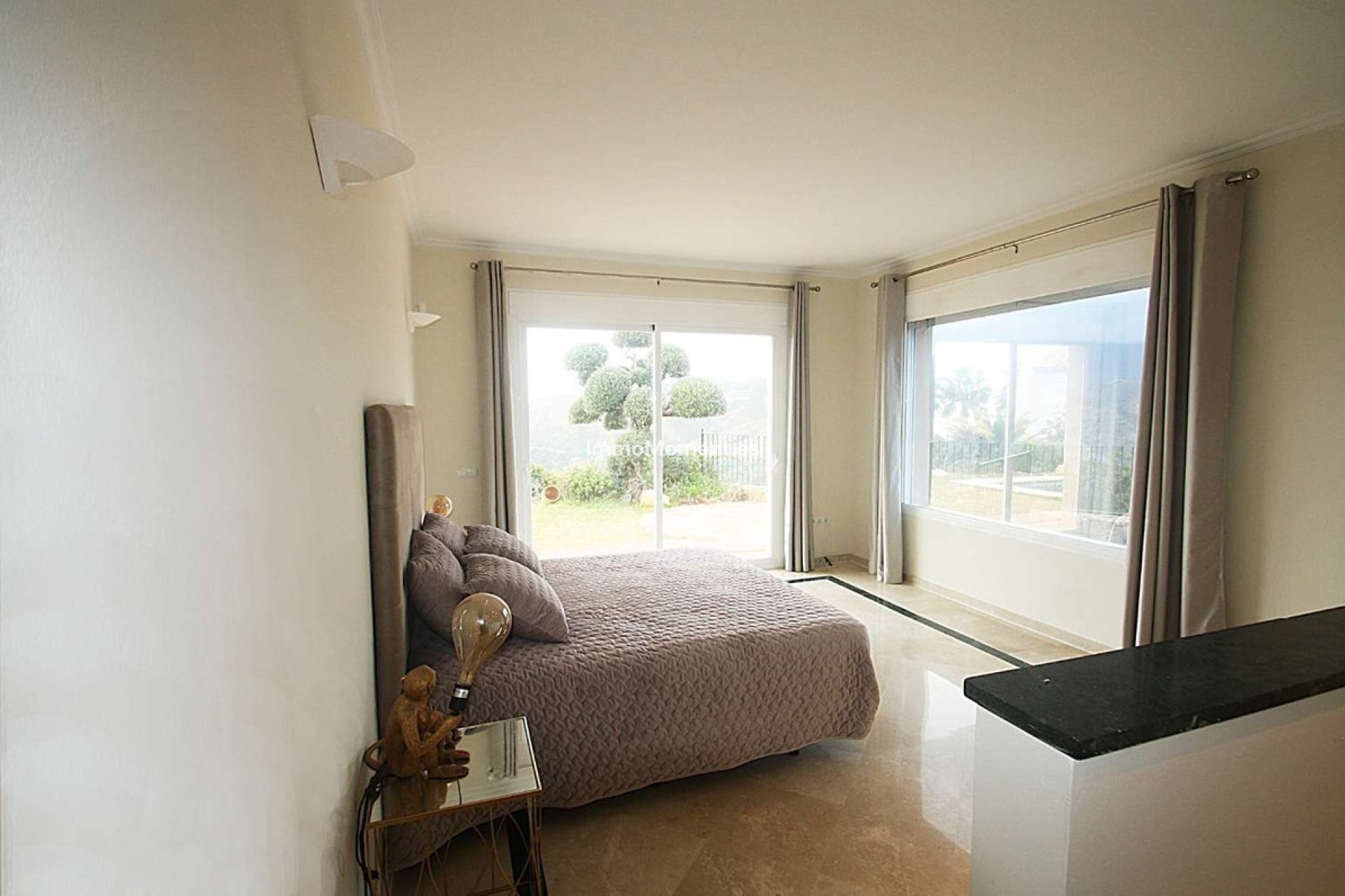 Resale - Villa - Inland  - Istán