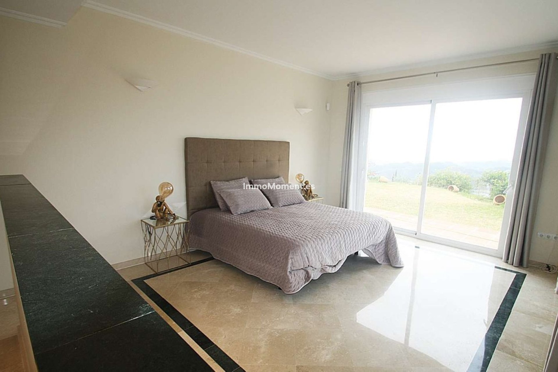 Resale - Villa - Inland  - Istán