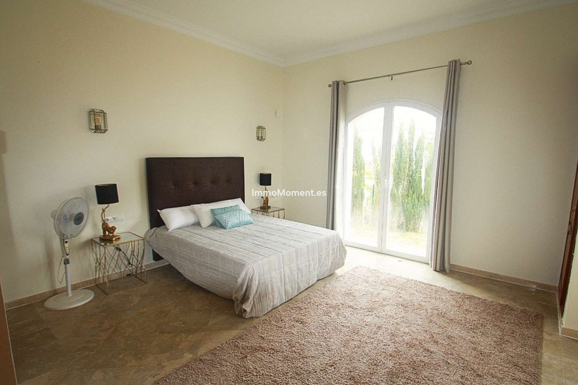 Resale - Villa - Inland  - Istán