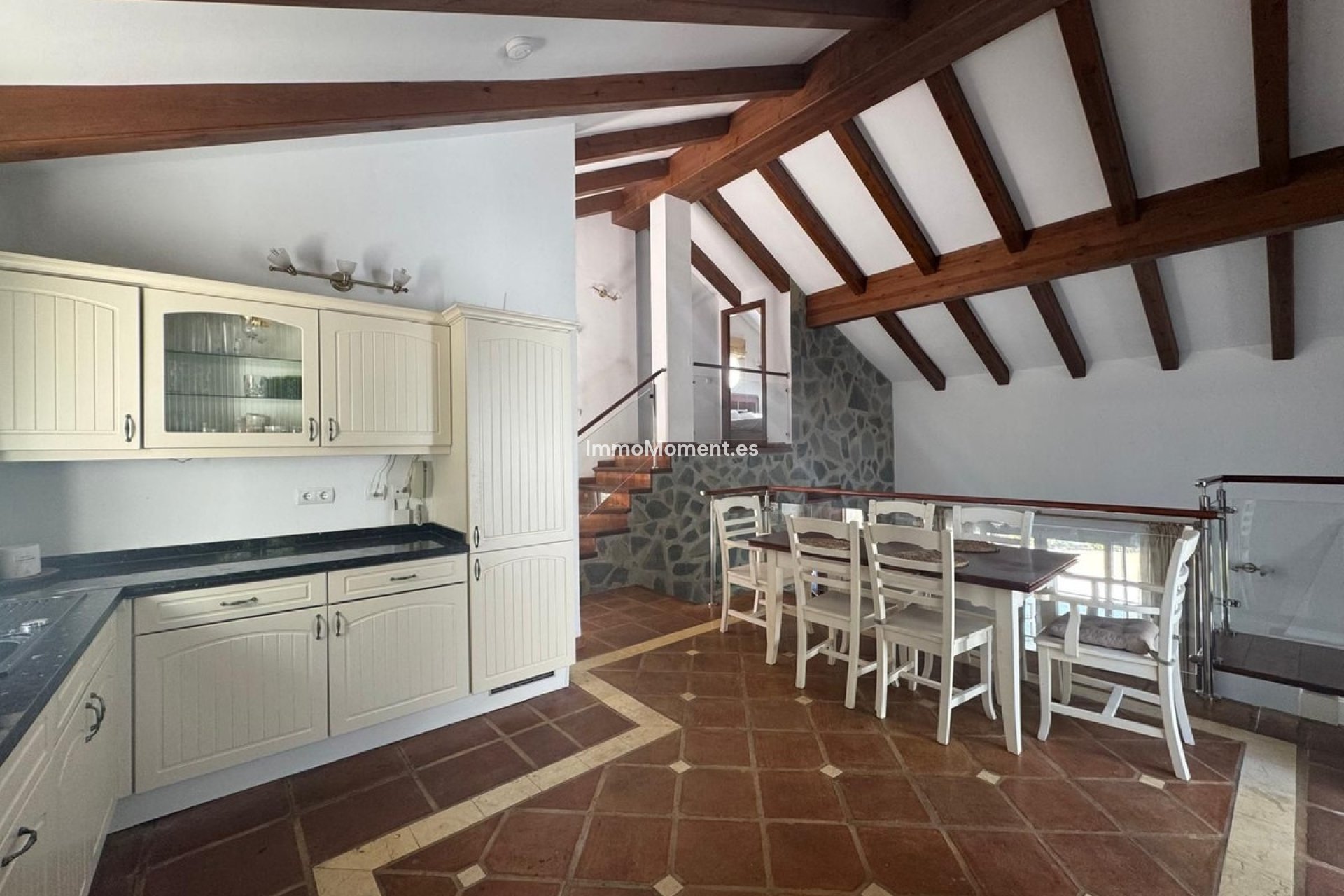 Resale - Villa - Inland  - Istán