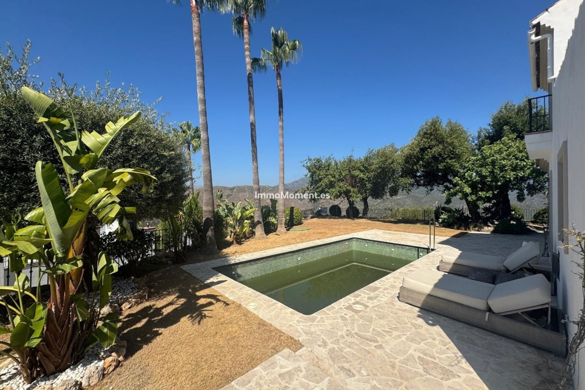 Resale - Villa - Inland  - Istán