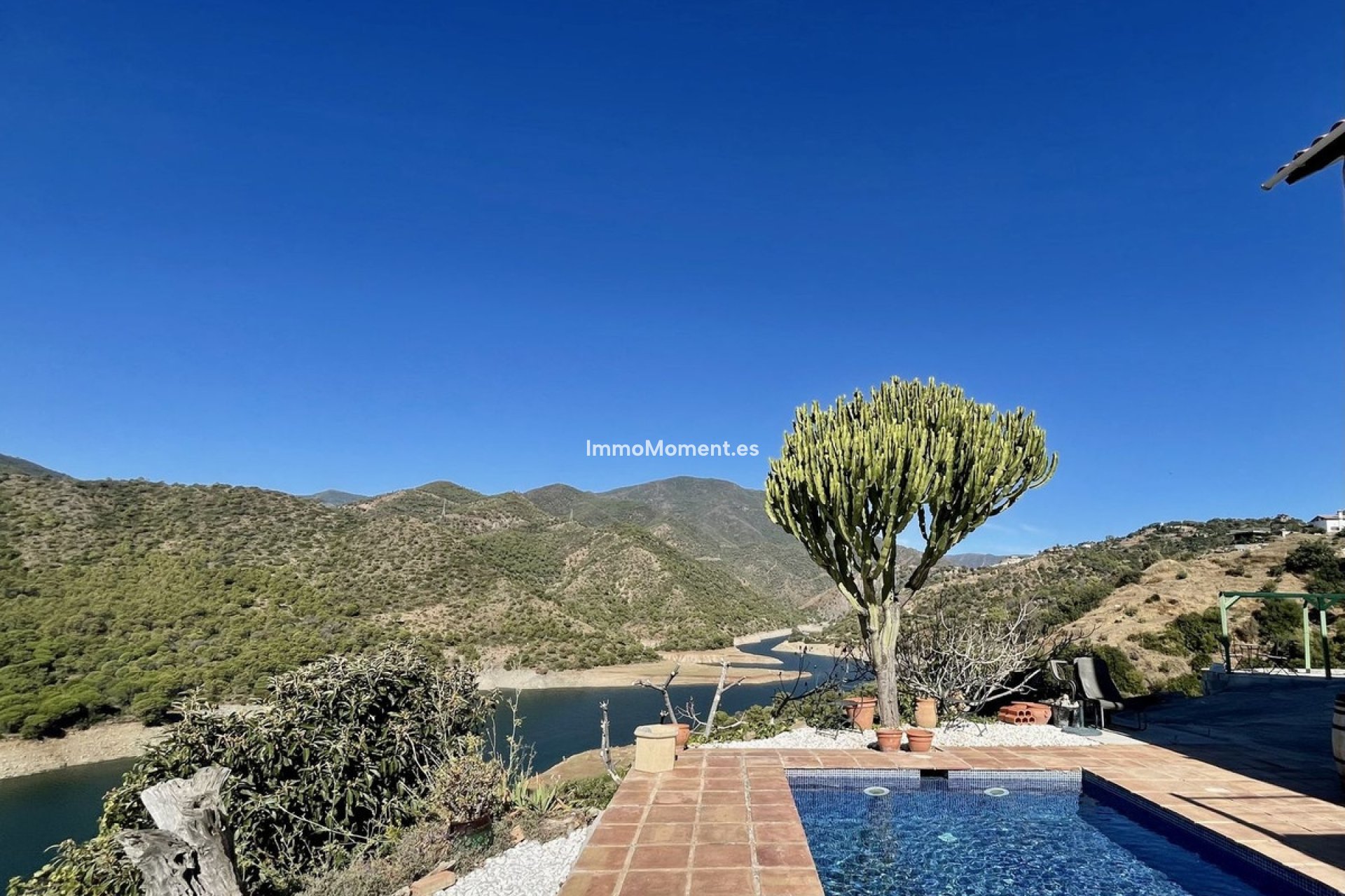 Resale - Villa - Inland  - Istán