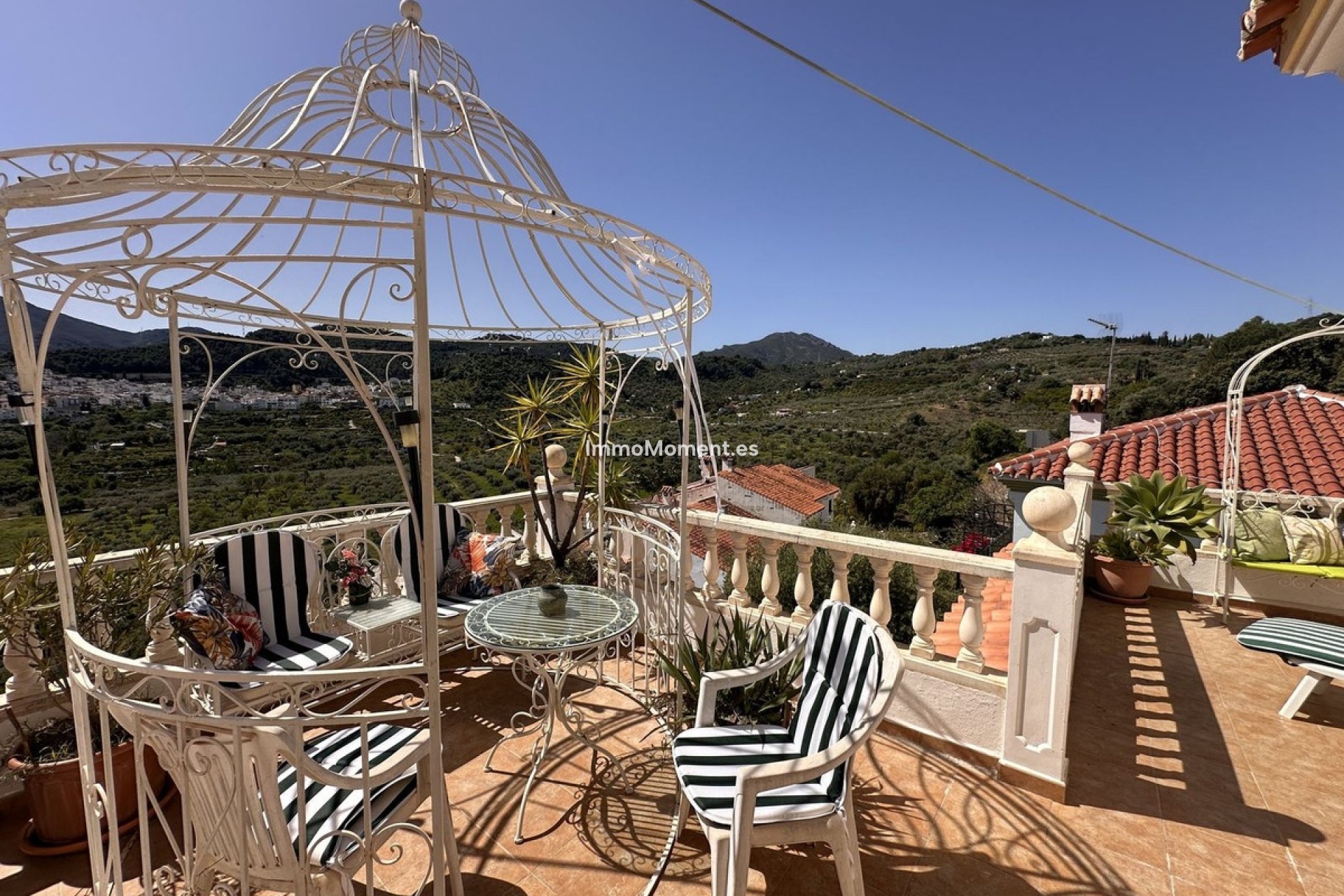 Resale - Villa - Inland  - Monda