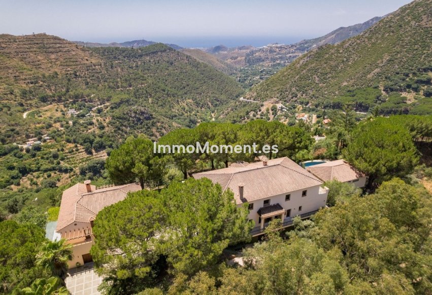 Resale - Villa - Inland  - Ojén