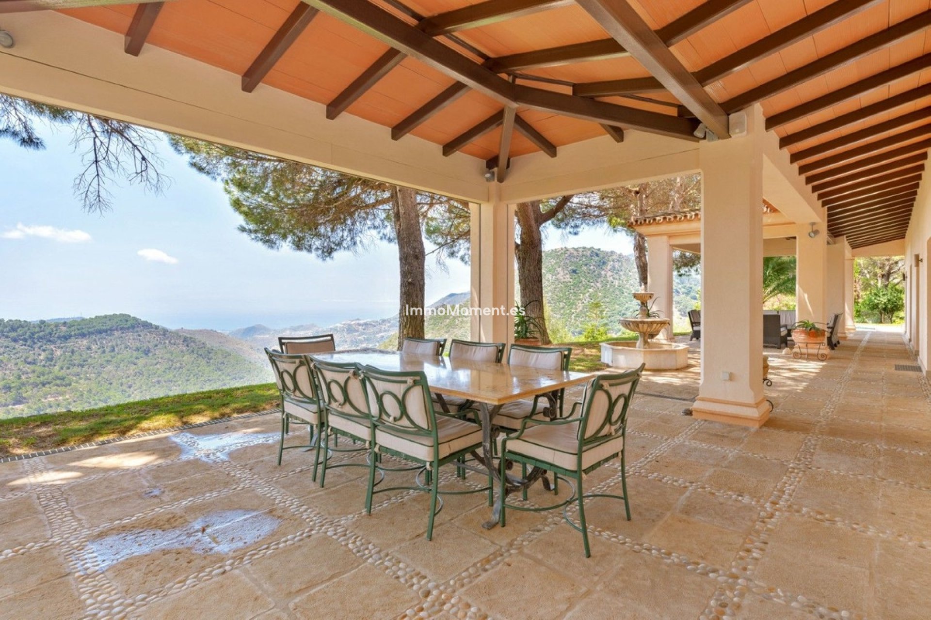 Resale - Villa - Inland  - Ojén