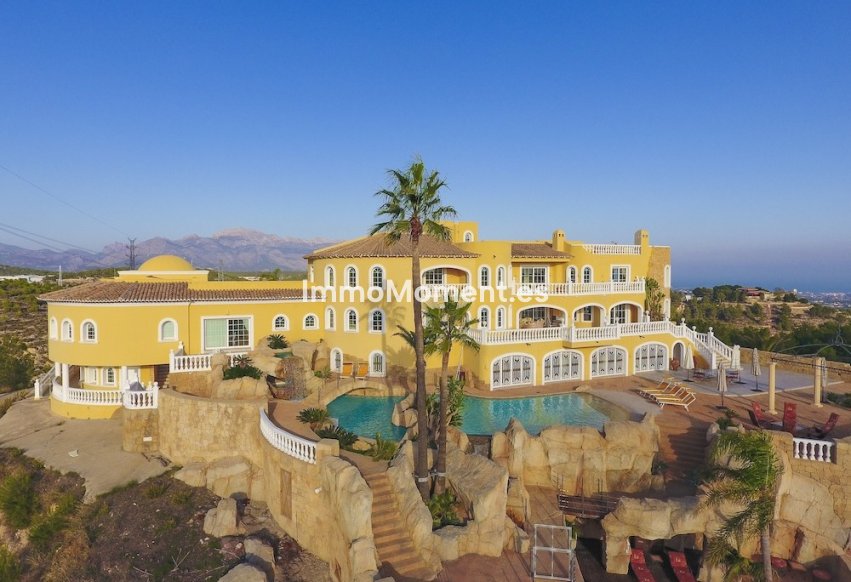 Resale - Villa - La Nucía - La Nucia Centro