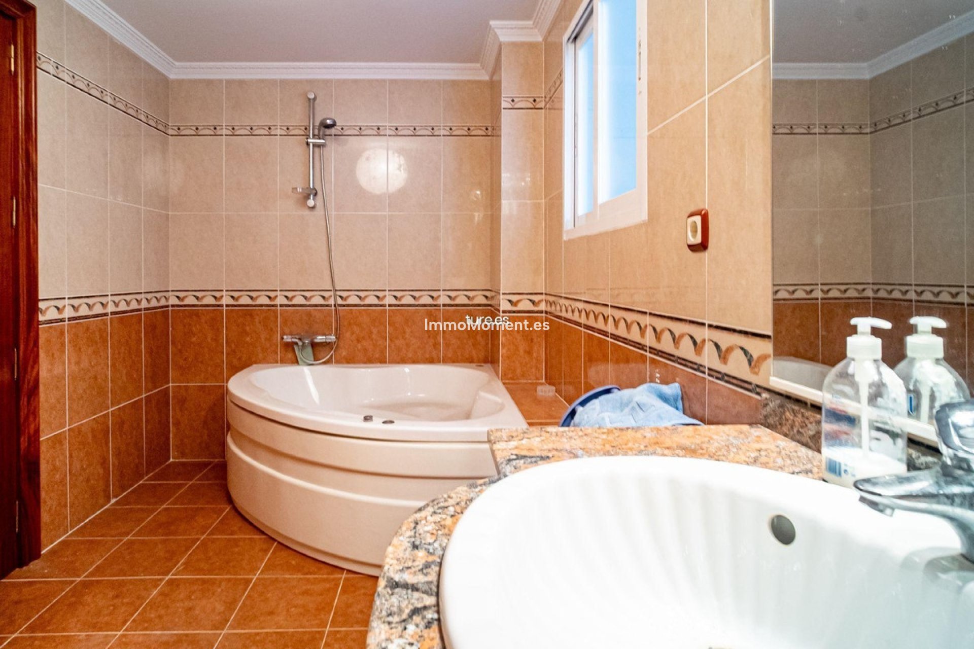 Resale - Villa - La Nucía - La Nucia Centro