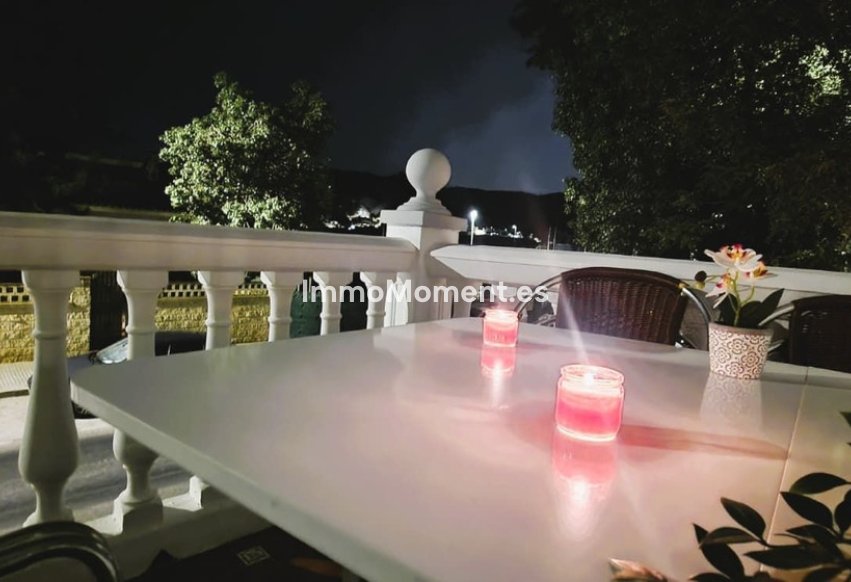 Resale - Villa - Málaga - Campanillas