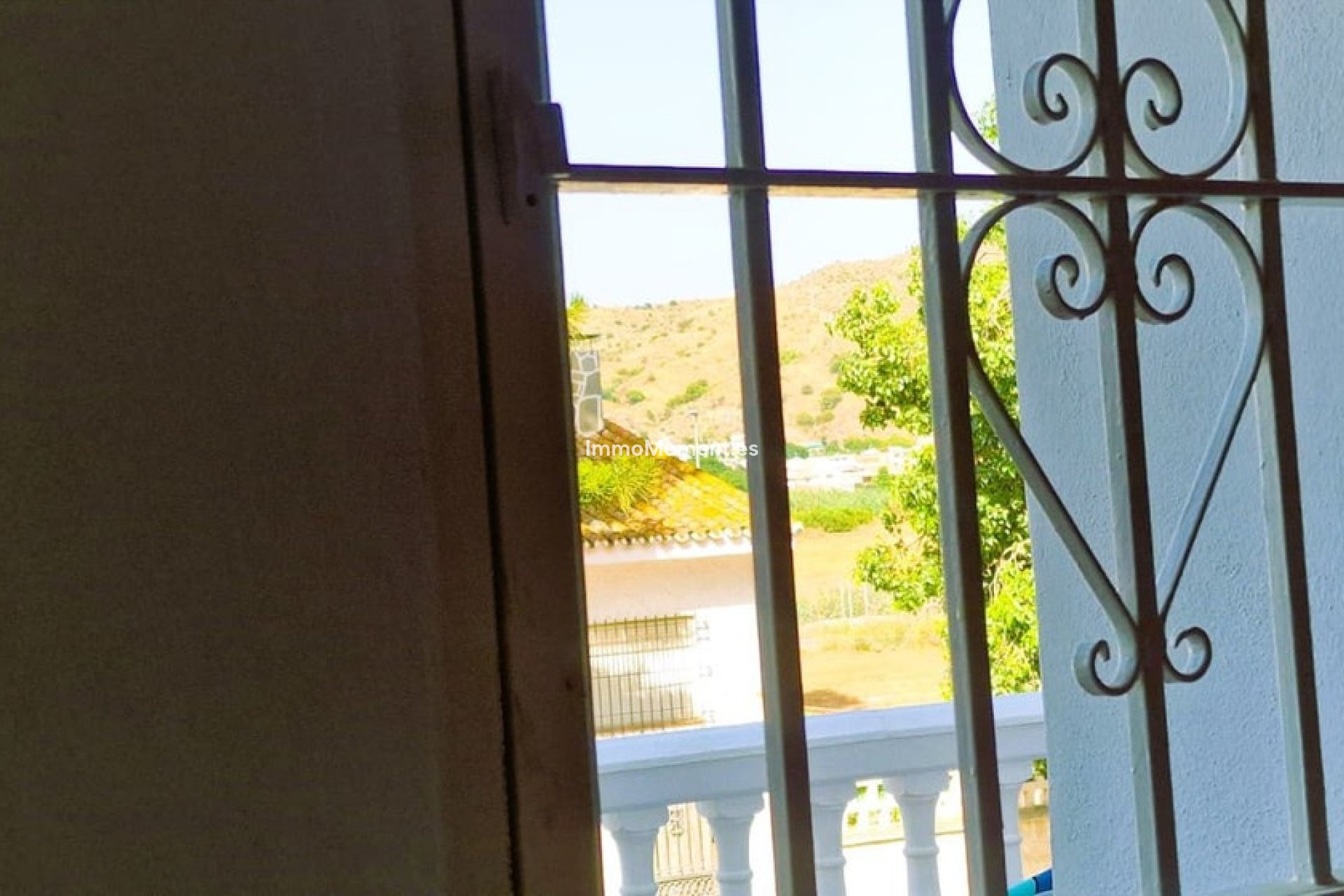 Resale - Villa - Málaga - Campanillas