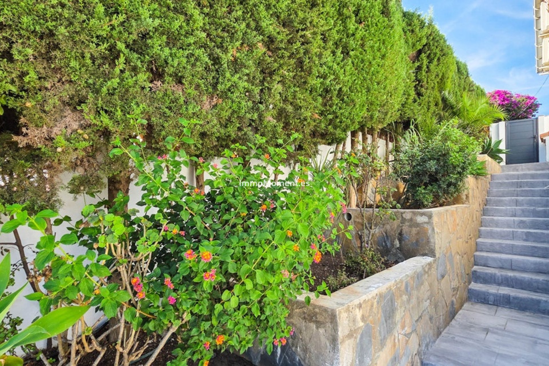 Resale - Villa - Manilva