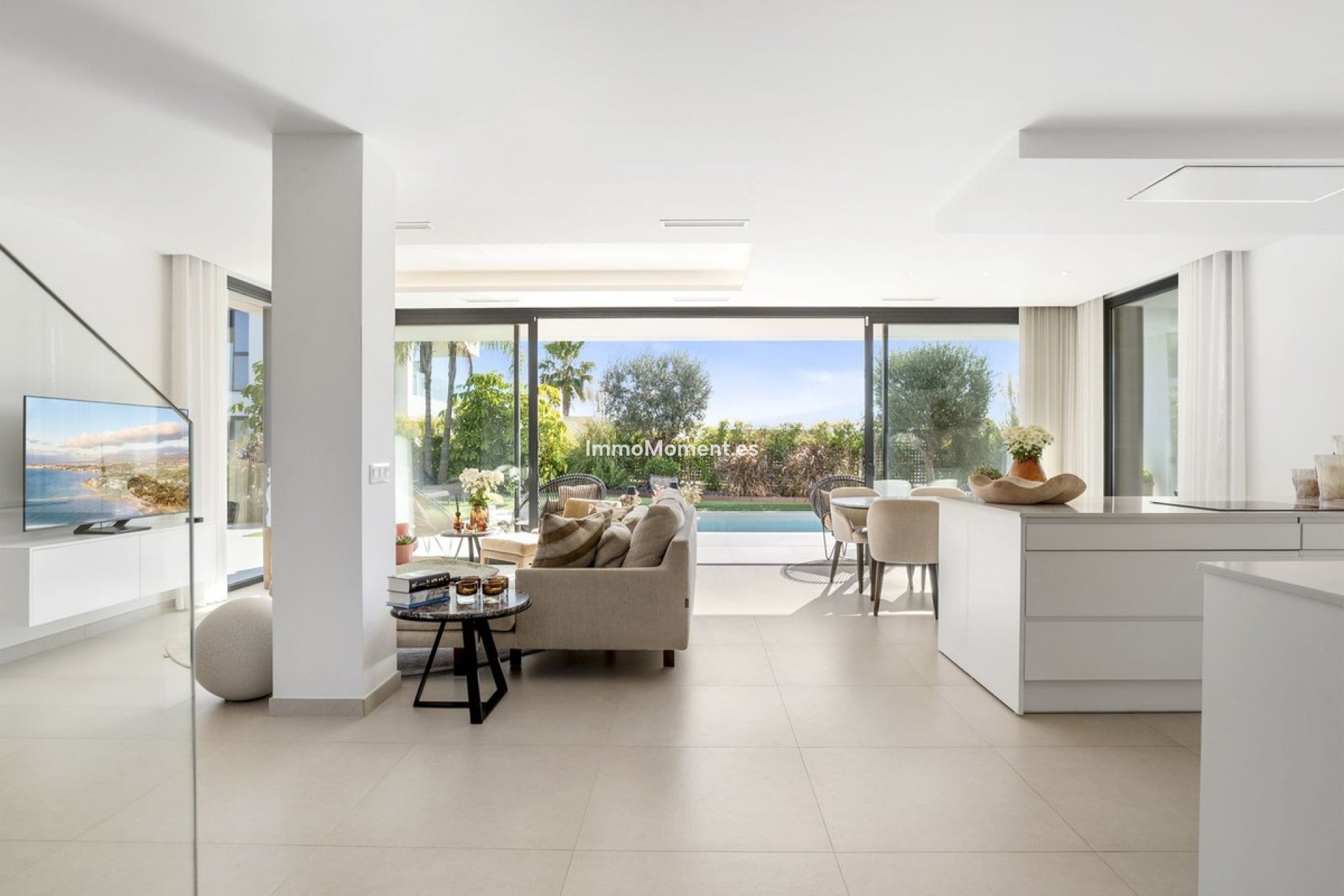 Resale - Villa - Manilva