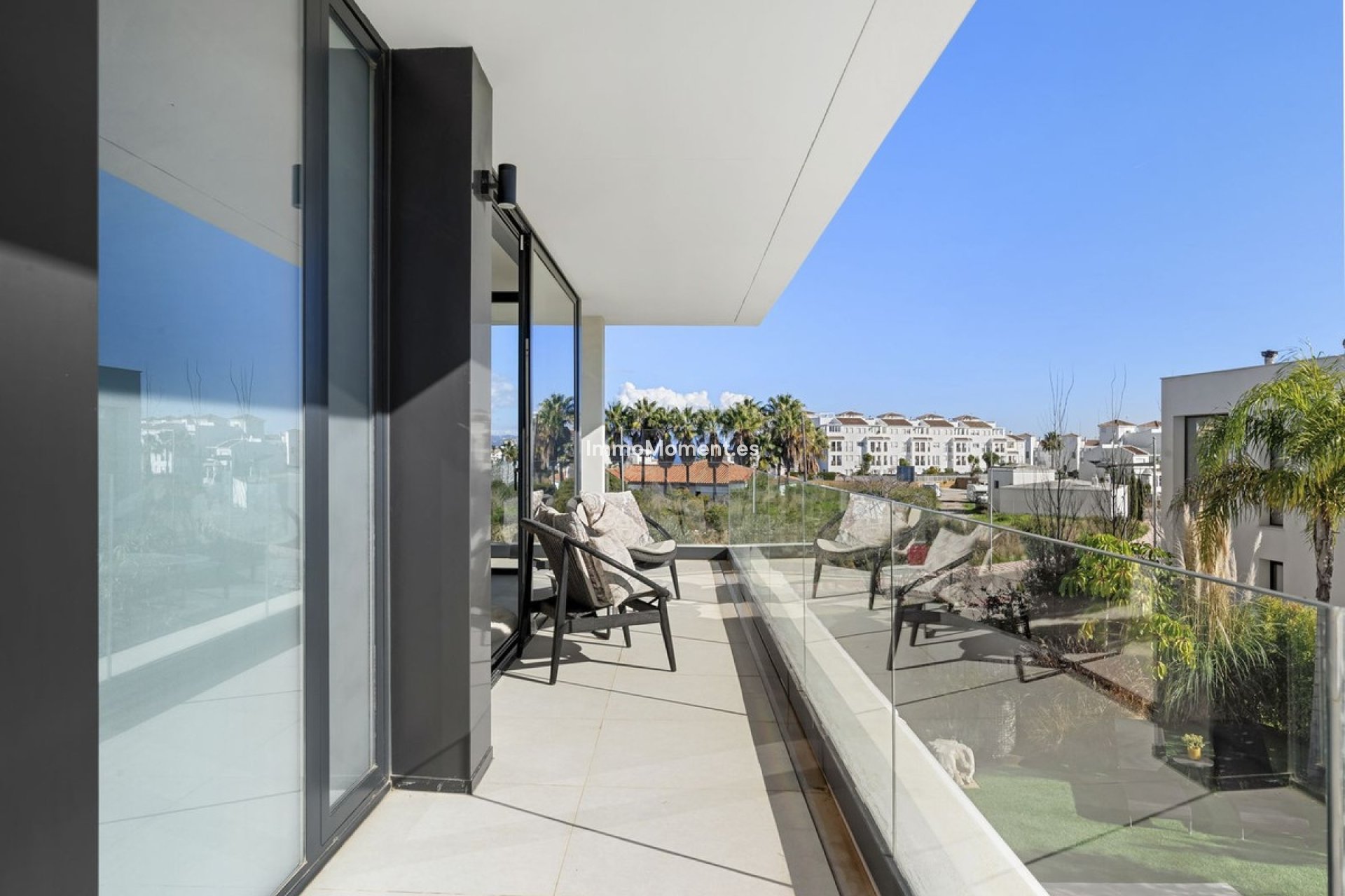 Resale - Villa - Manilva