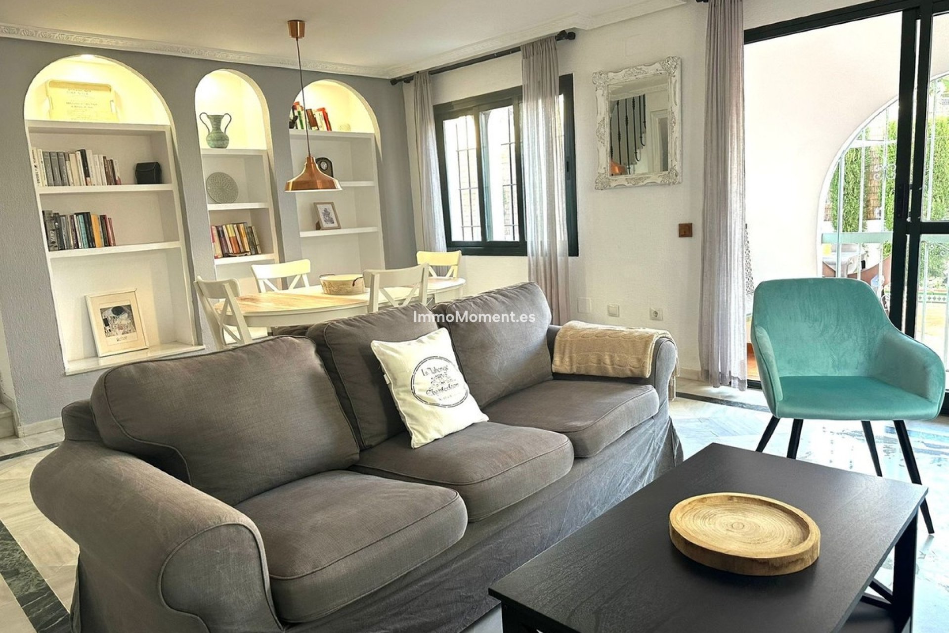 Resale - Villa - Manilva