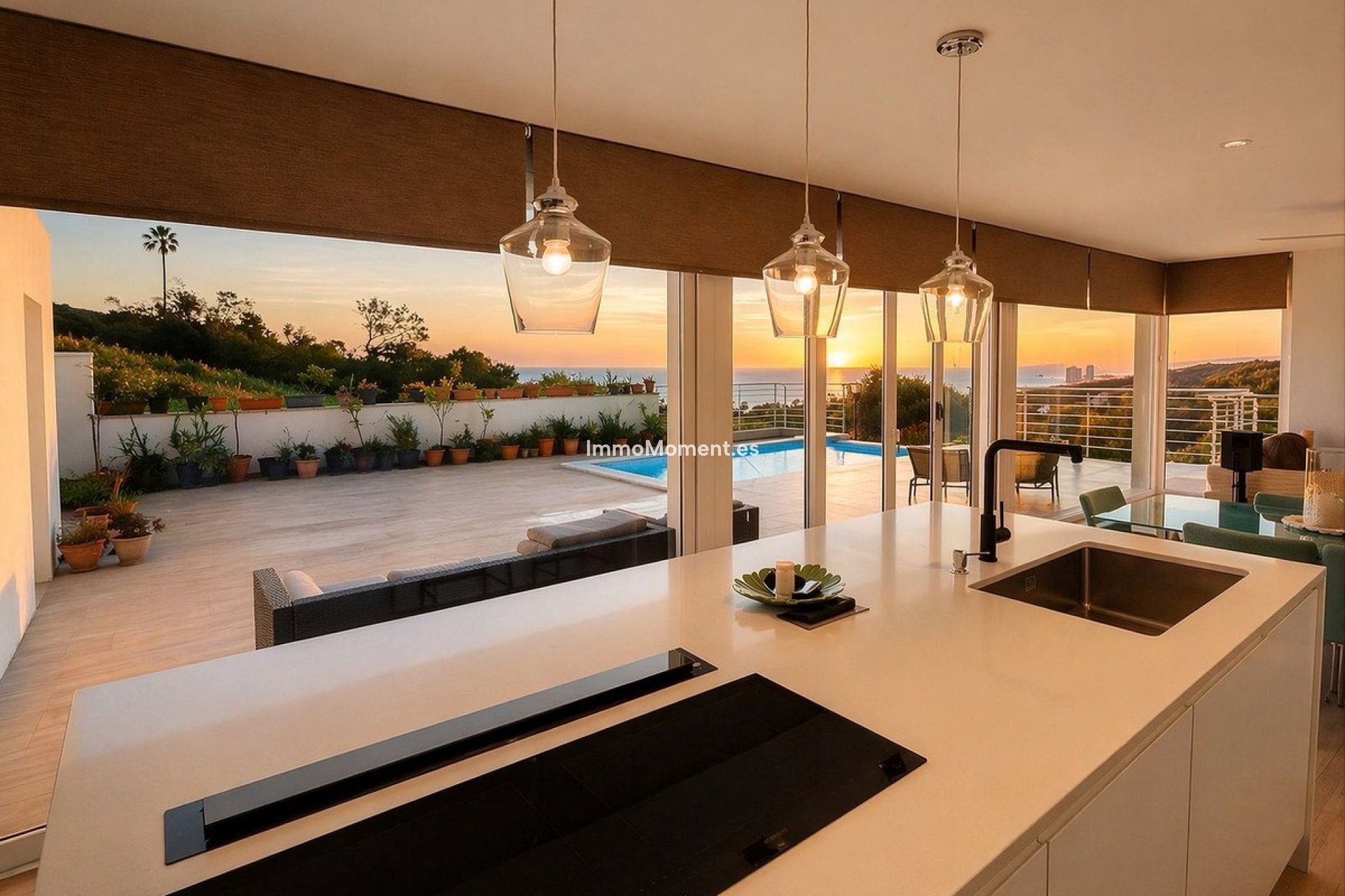 Resale - Villa - Manilva