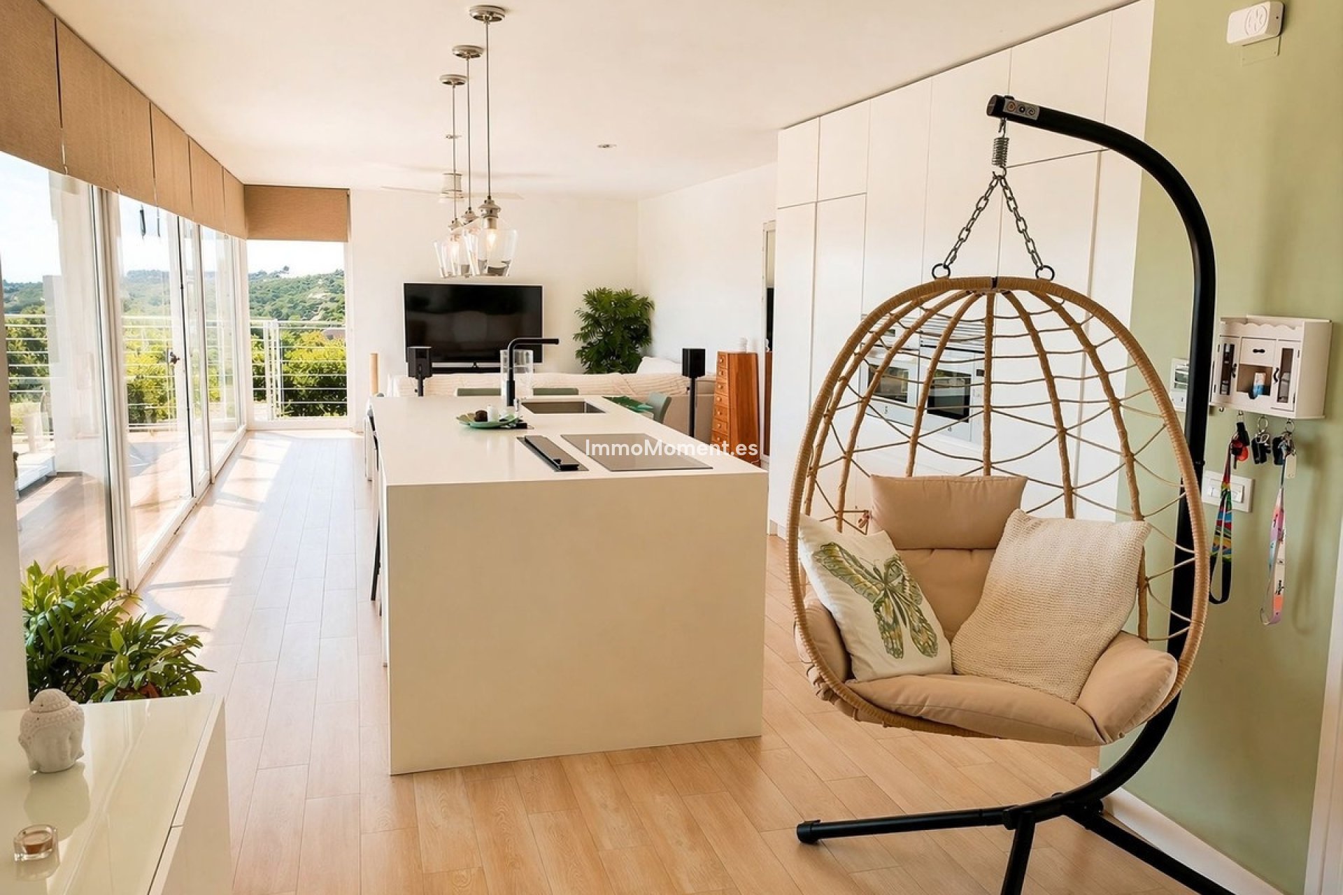 Resale - Villa - Manilva