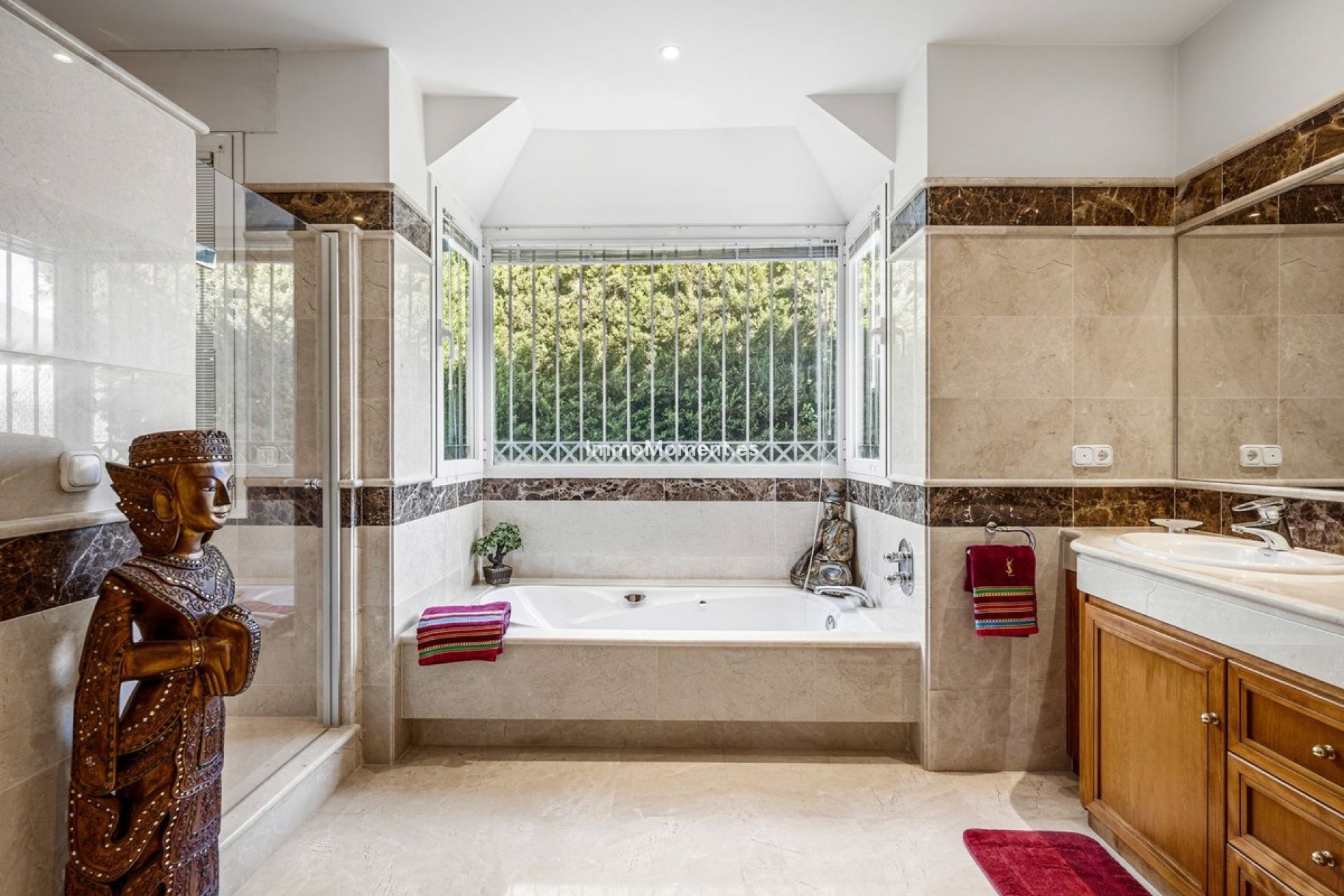 Resale - Villa - Marbella - Aloha