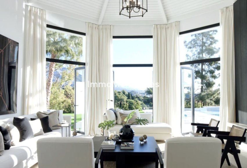 Resale - Villa - Marbella - Aloha