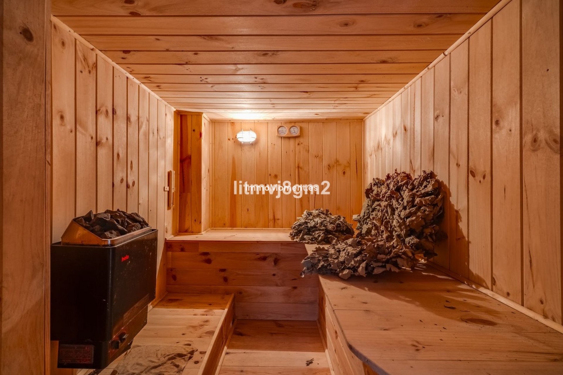 Resale - Villa - Marbella - Artola