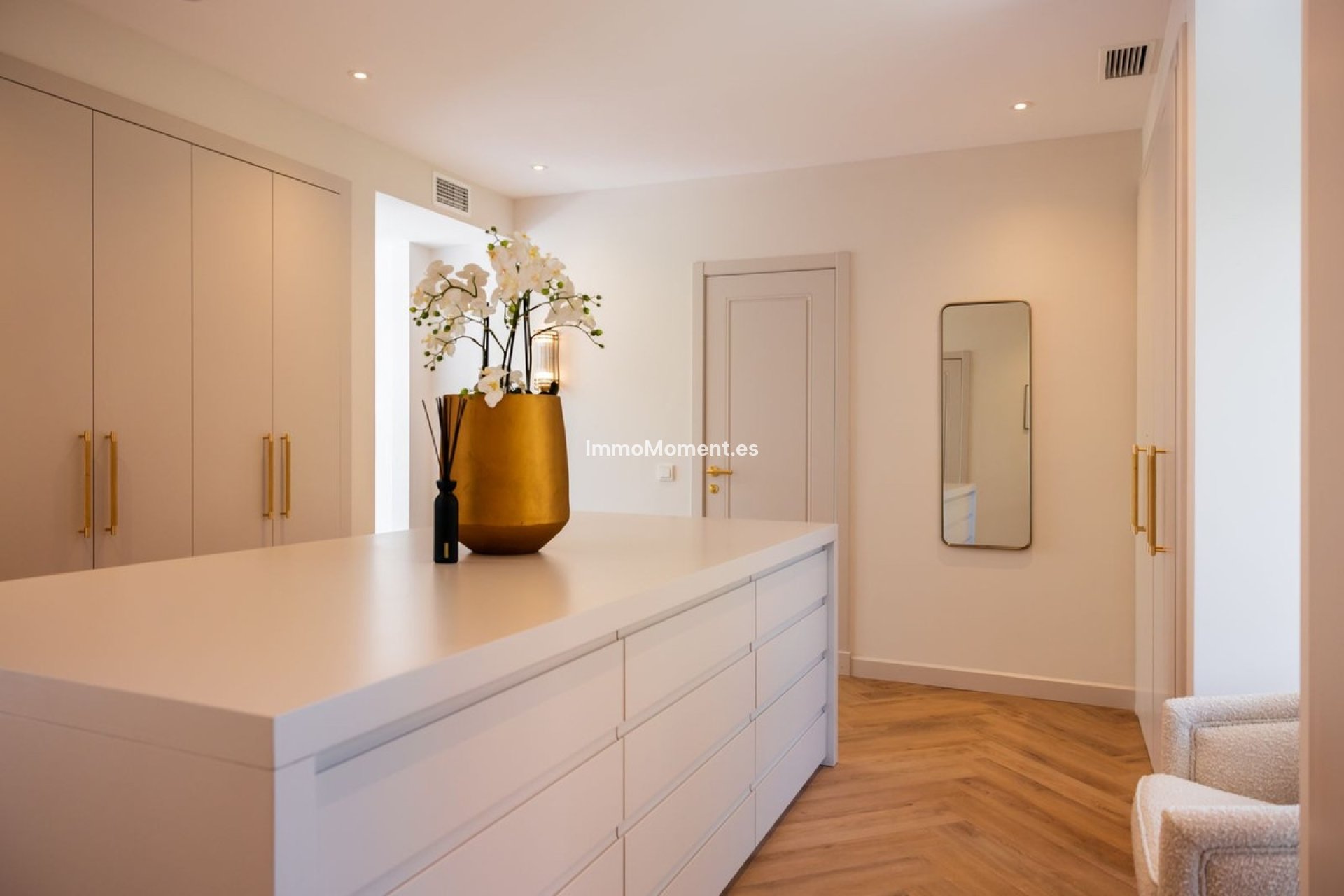 Resale - Villa - Marbella - Artola