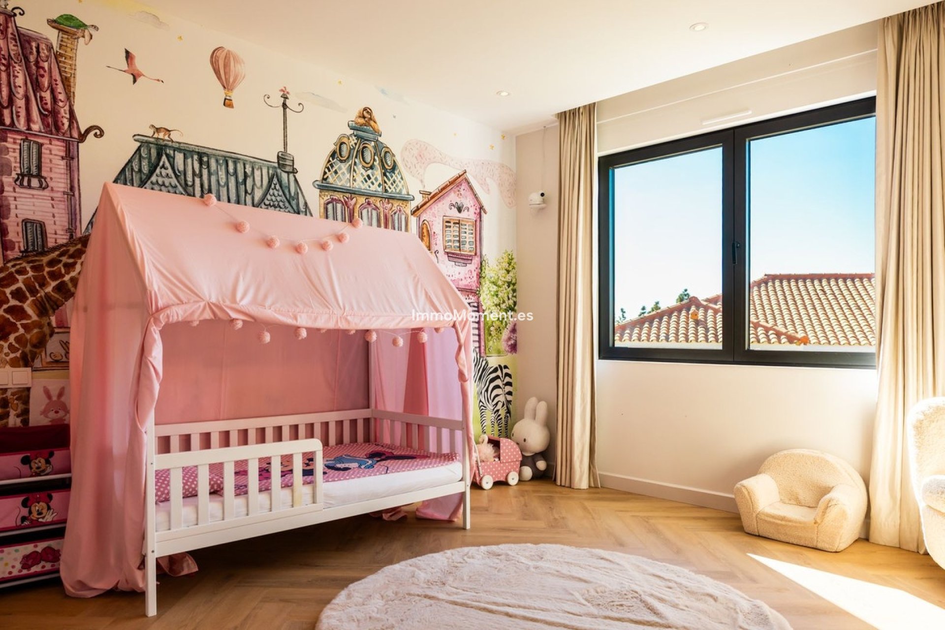 Resale - Villa - Marbella - Artola