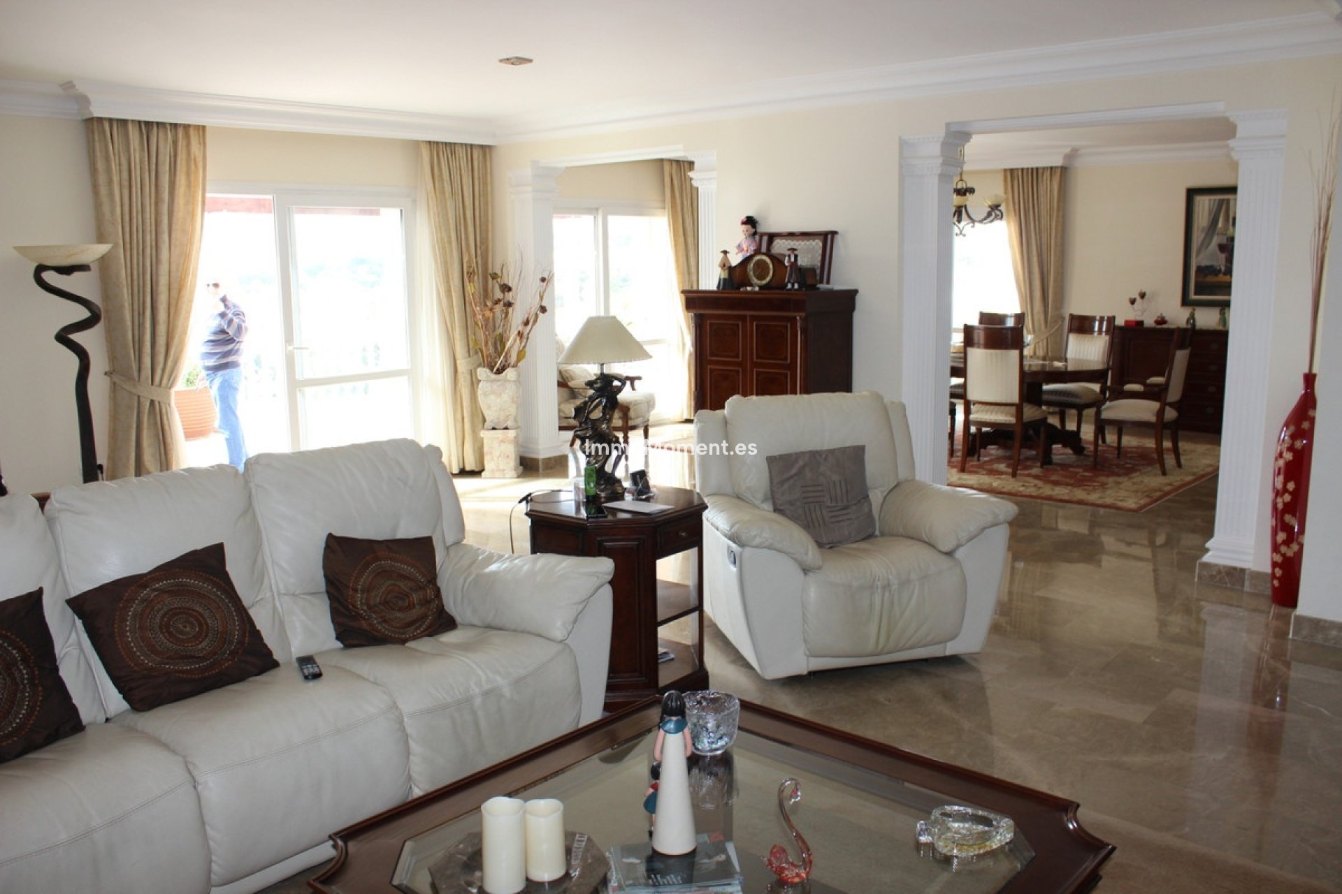 Resale - Villa - Marbella - Artola