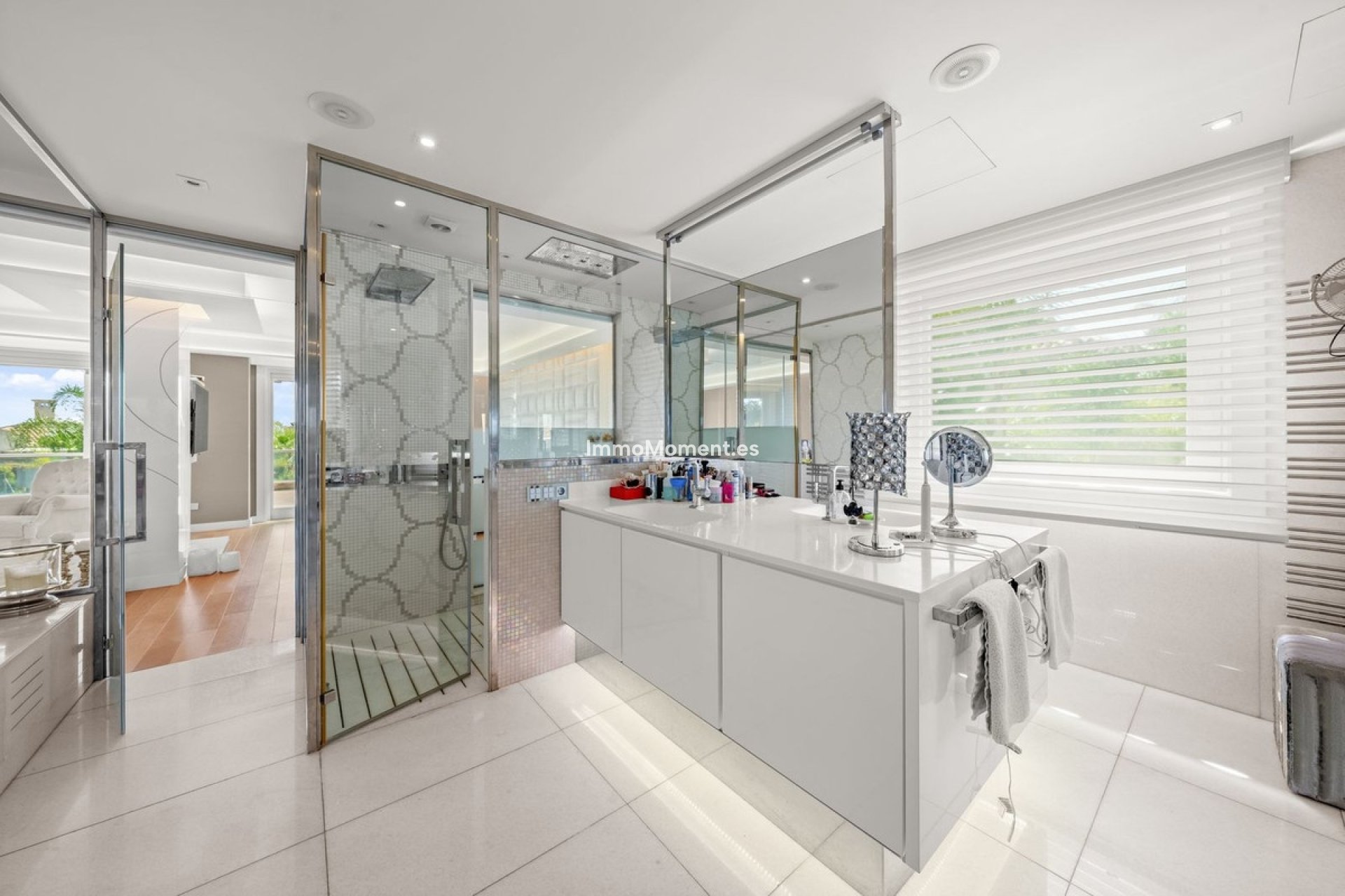 Resale - Villa - Marbella - Bahía de Marbella