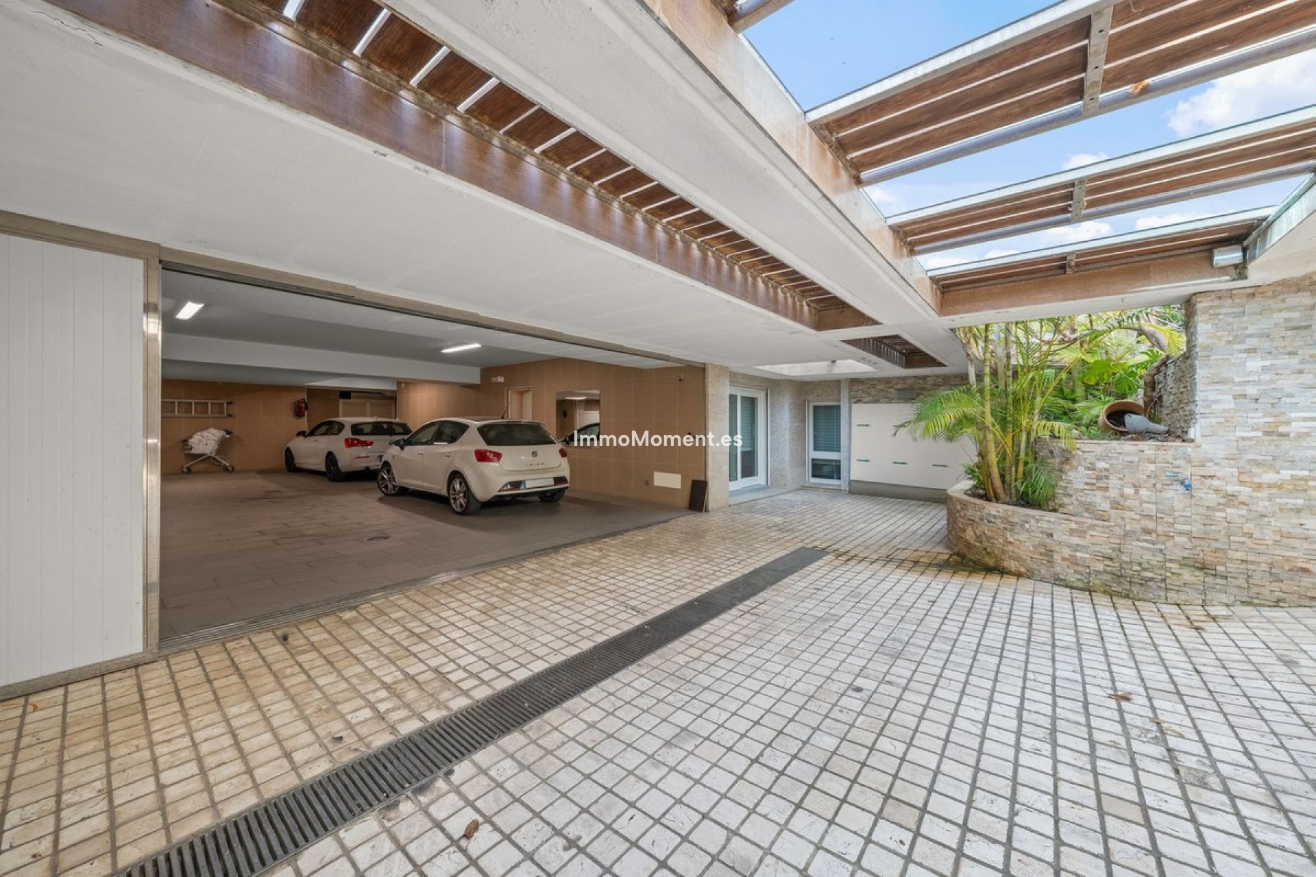 Resale - Villa - Marbella - Bahía de Marbella