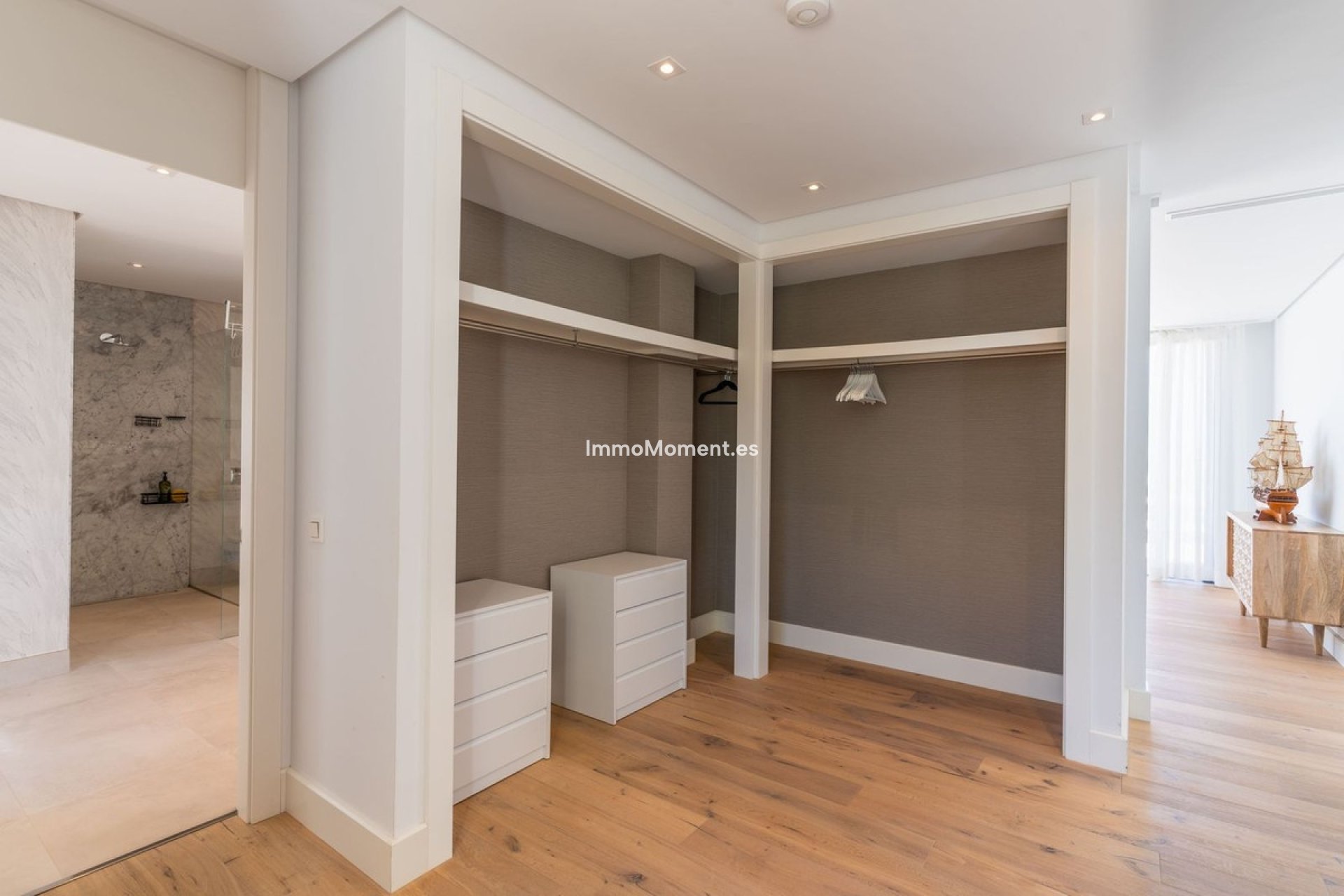 Resale - Villa - Marbella - Cabopino