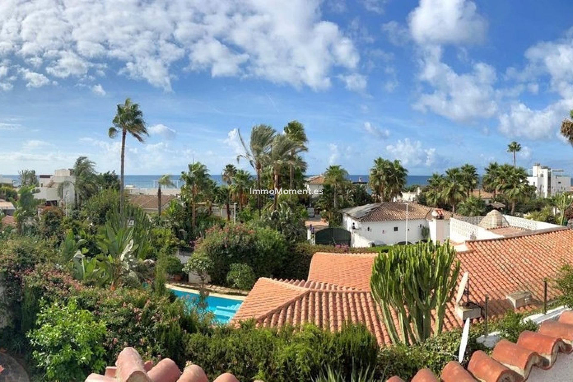 Resale - Villa - Marbella - Costabella