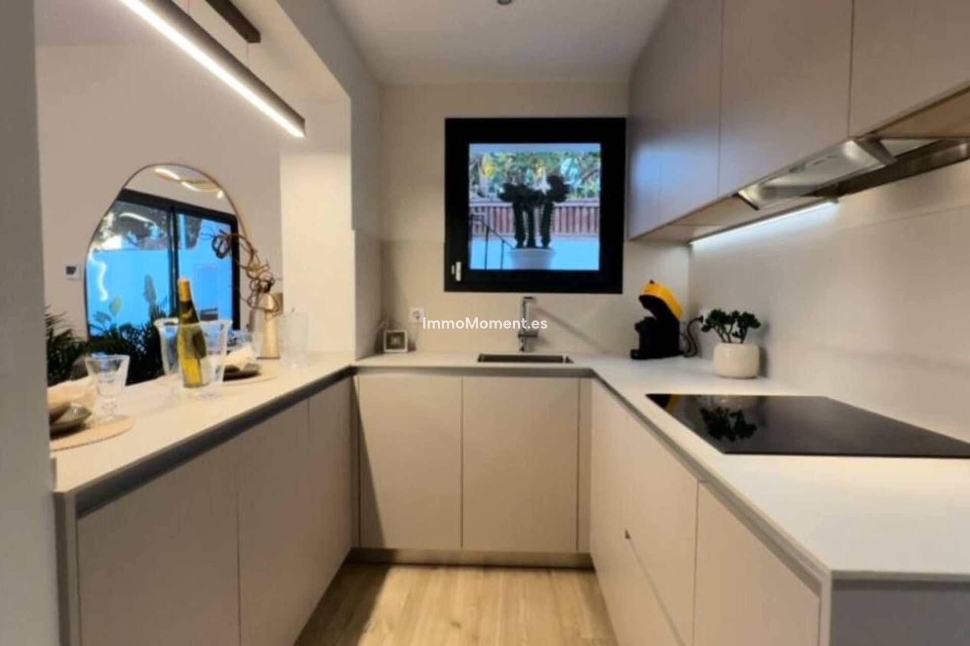 Resale - Villa - Marbella - Costabella