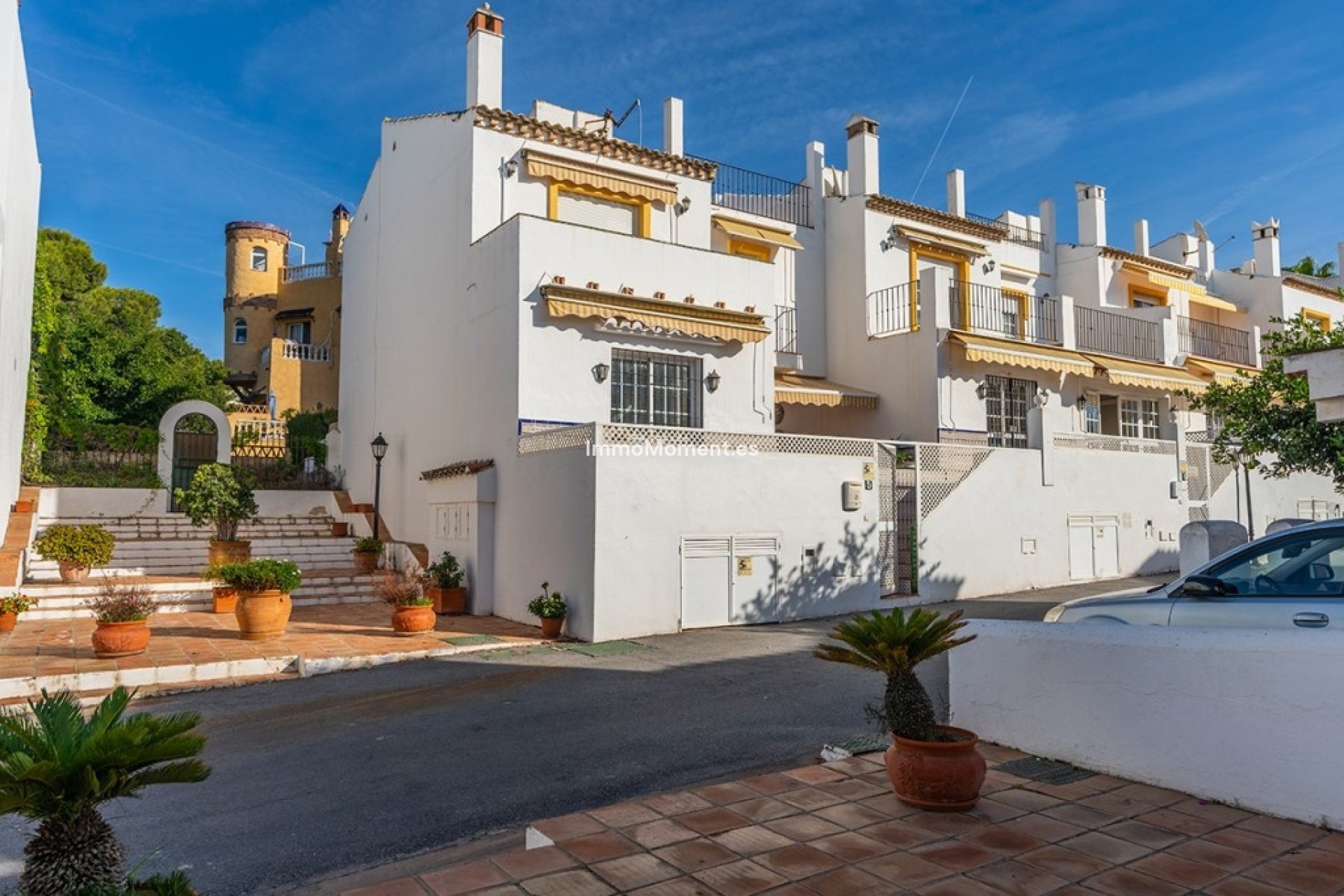 Resale - Villa - Marbella - Costabella
