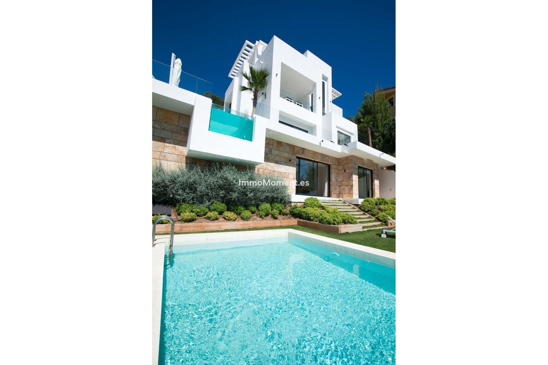 Resale - Villa - Marbella - El Rosario