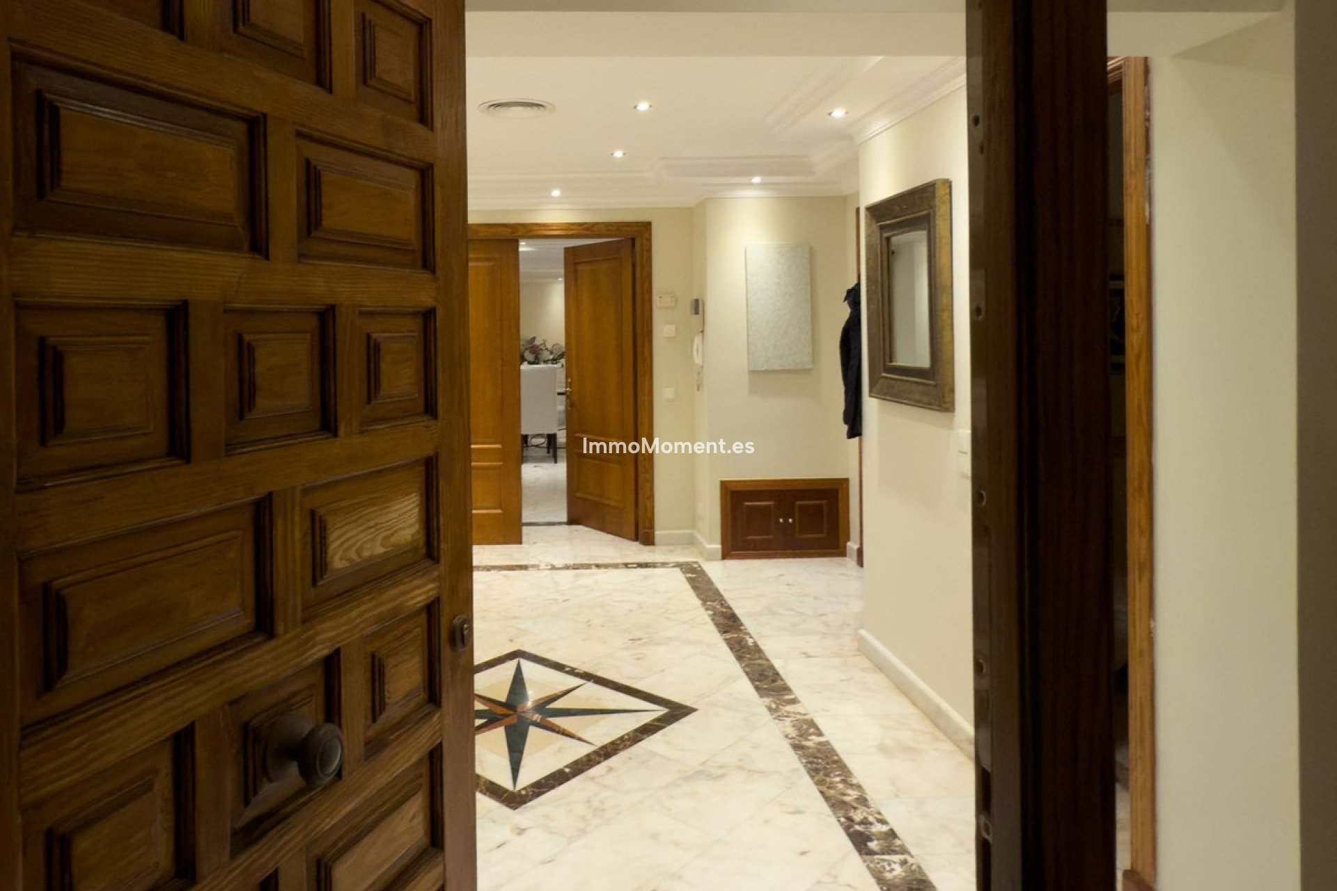 Resale - Villa - Marbella - El Rosario