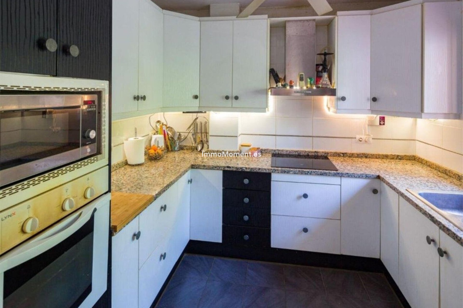 Resale - Villa - Marbella - El Rosario