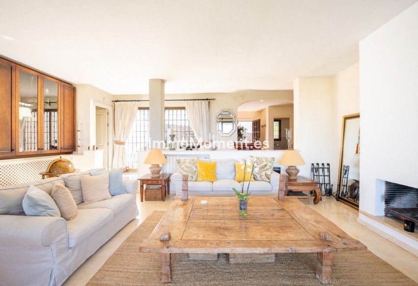 Resale - Villa - Marbella - El Rosario