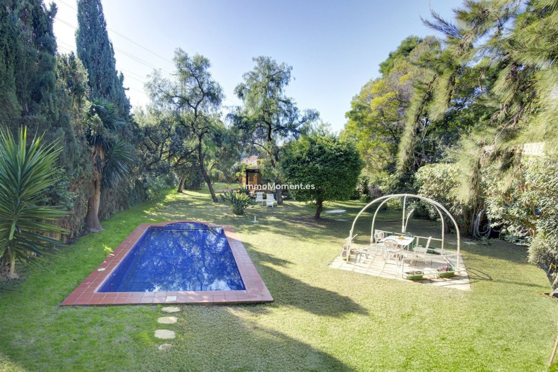 Resale - Villa - Marbella - El Rosario