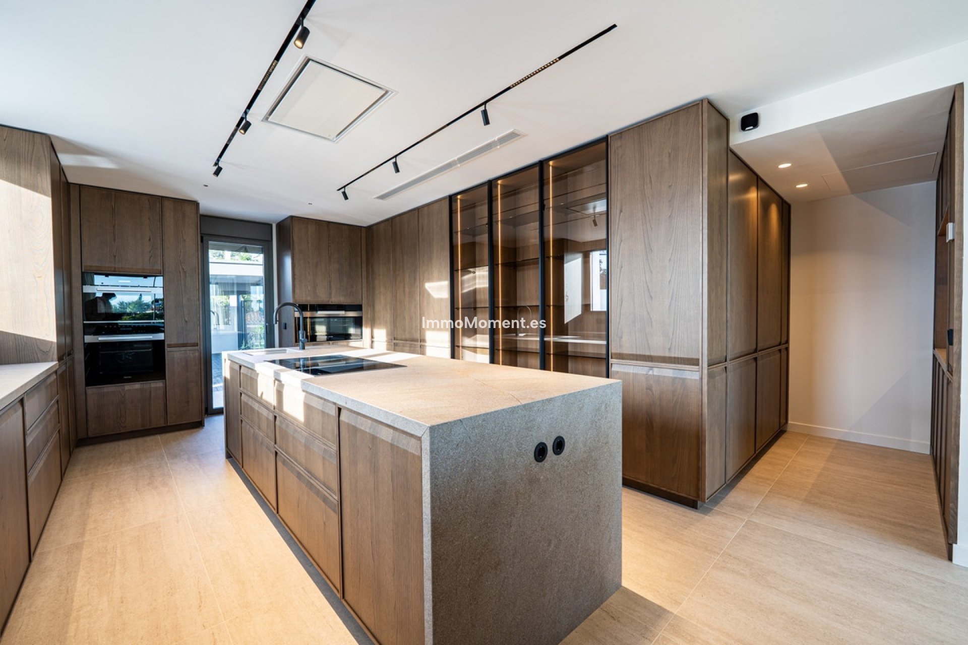 Resale - Villa - Marbella - El Rosario