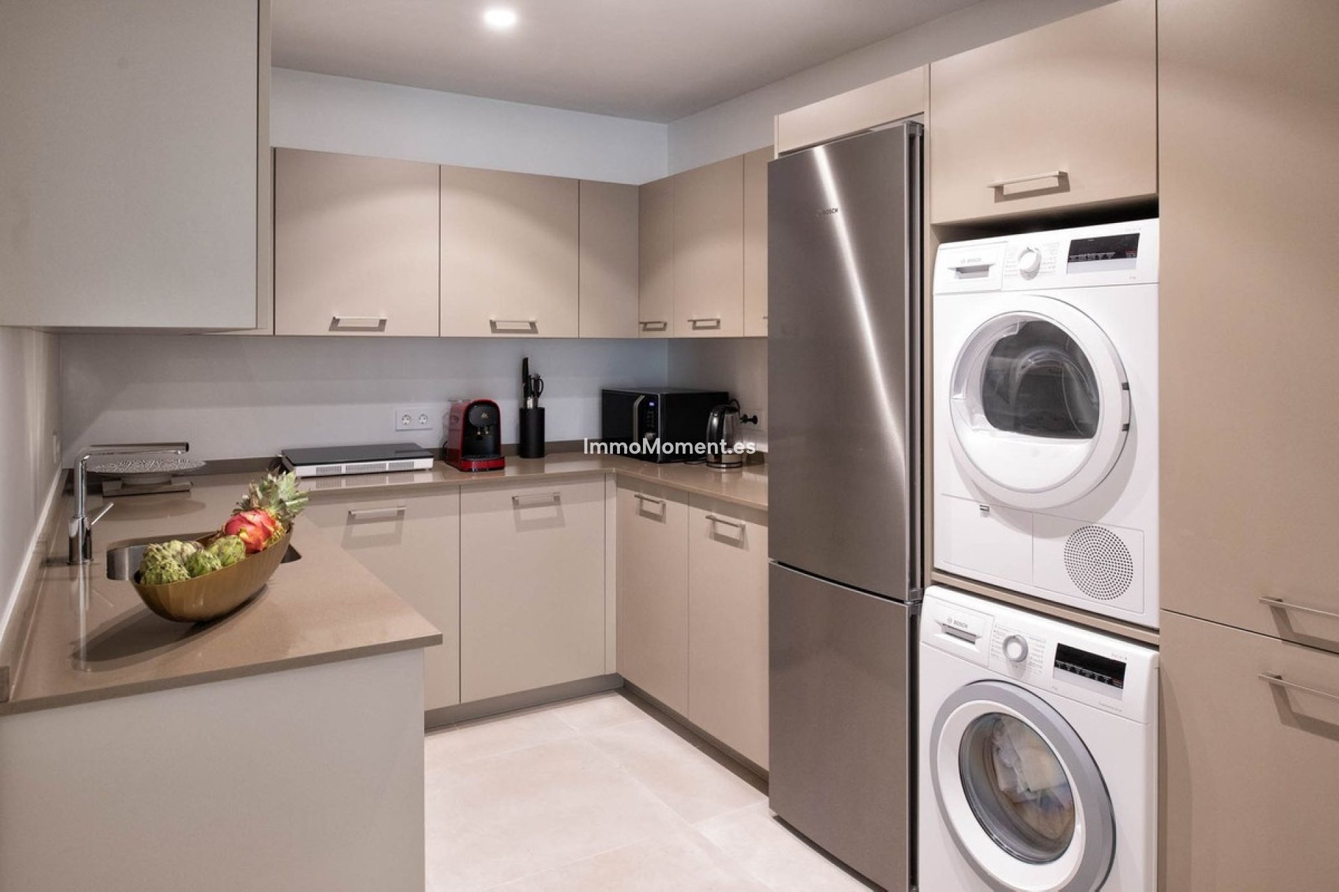 Resale - Villa - Marbella - Elviria