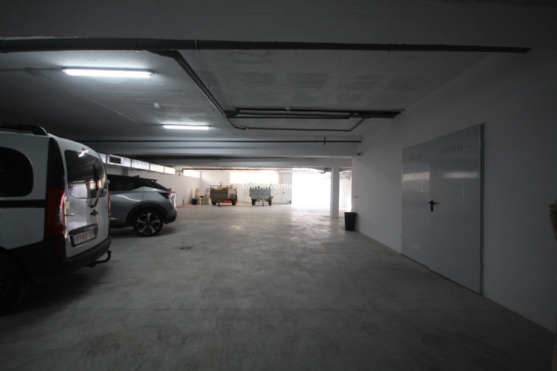 Resale - Villa - Marbella - Elviria