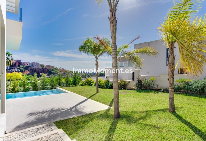 Resale - Villa - Marbella - Elviria