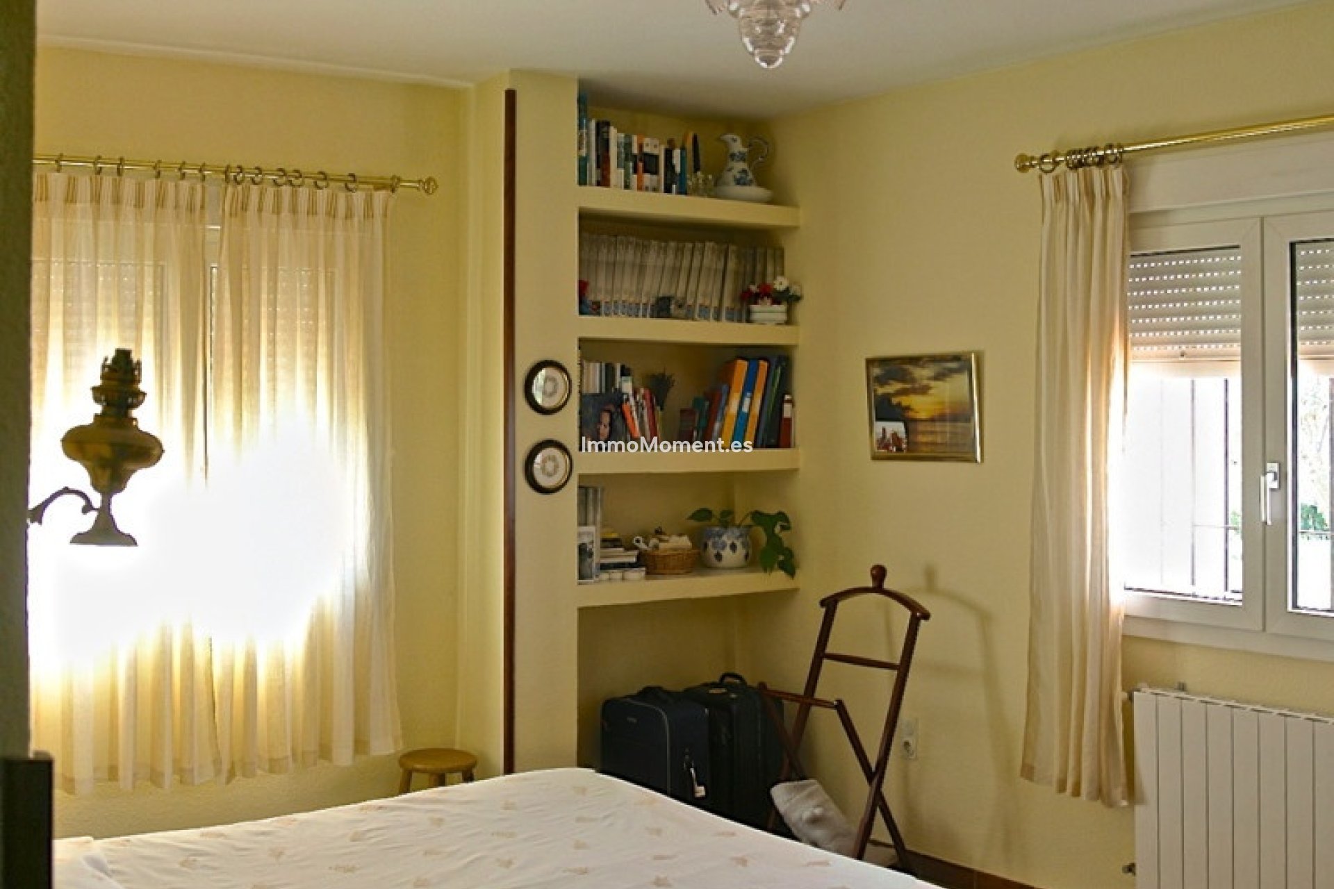 Resale - Villa - Marbella - Elviria