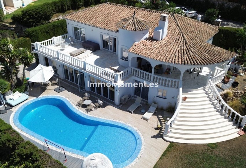 Resale - Villa - Marbella - Elviria