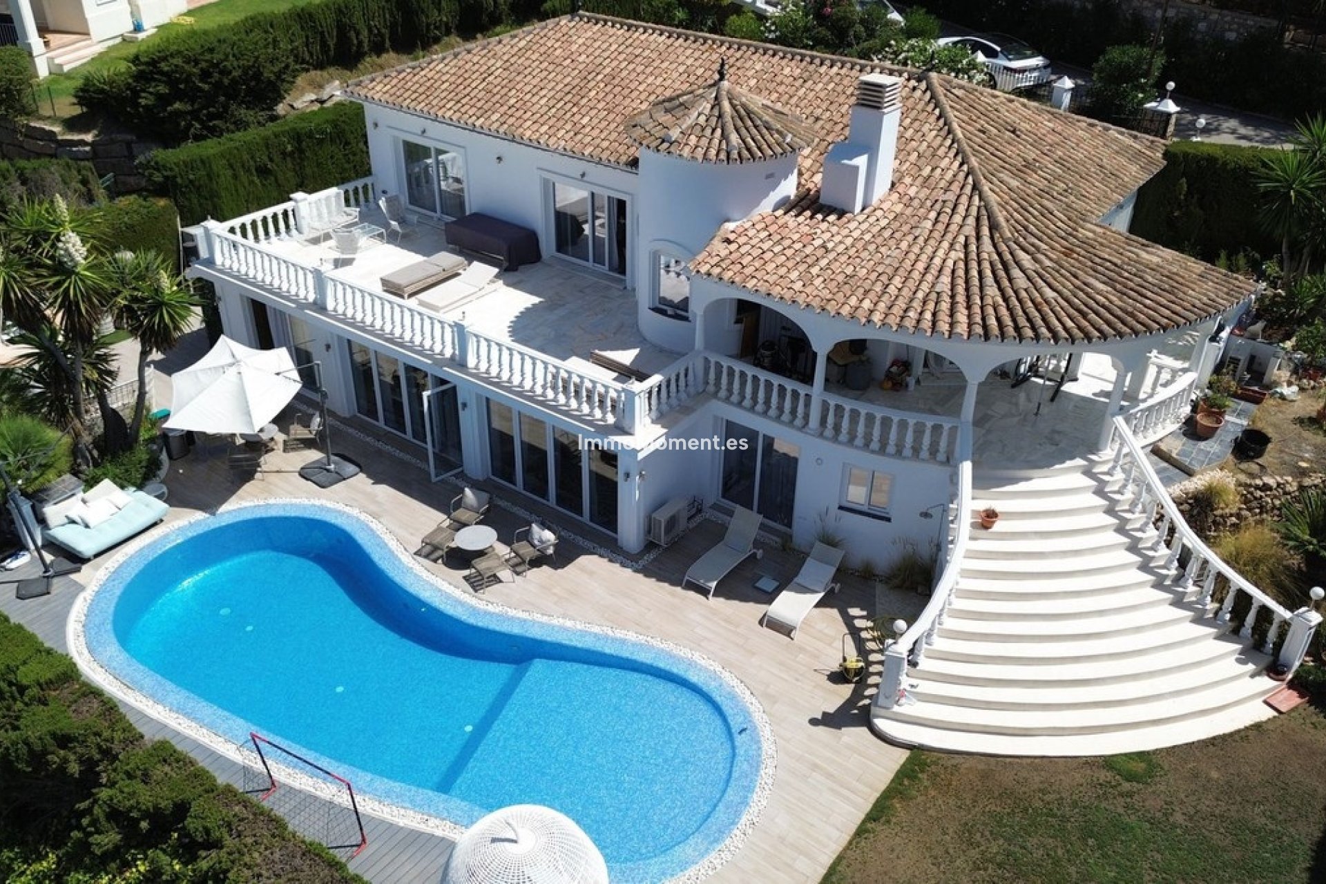 Resale - Villa - Marbella - Elviria