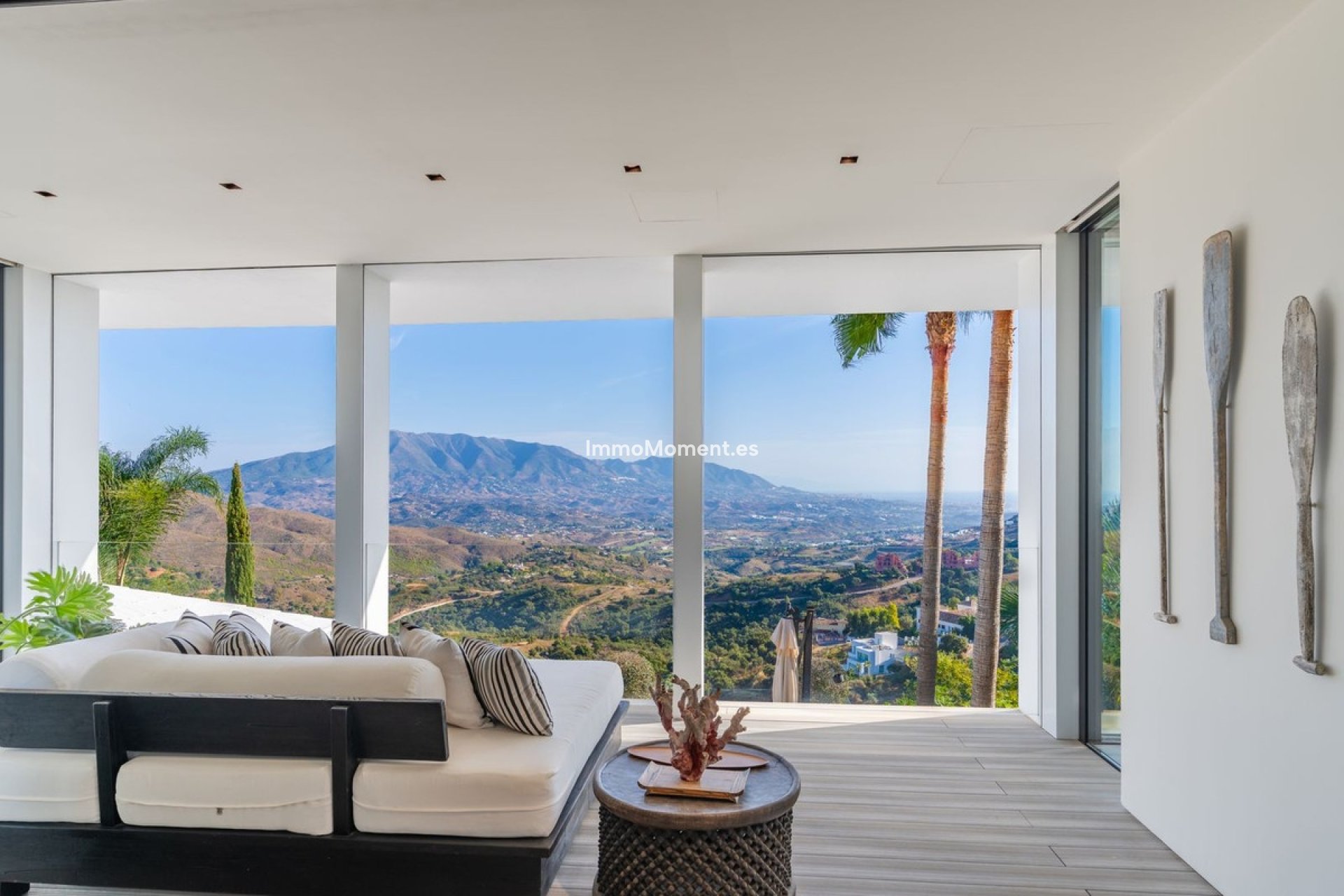 Resale - Villa - Marbella - Elviria