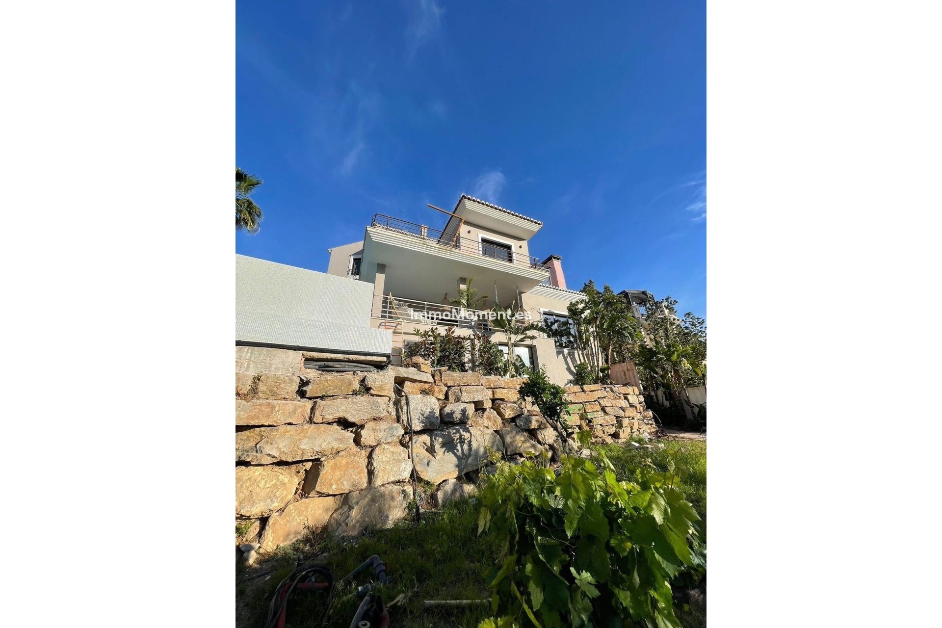 Resale - Villa - Marbella - Elviria