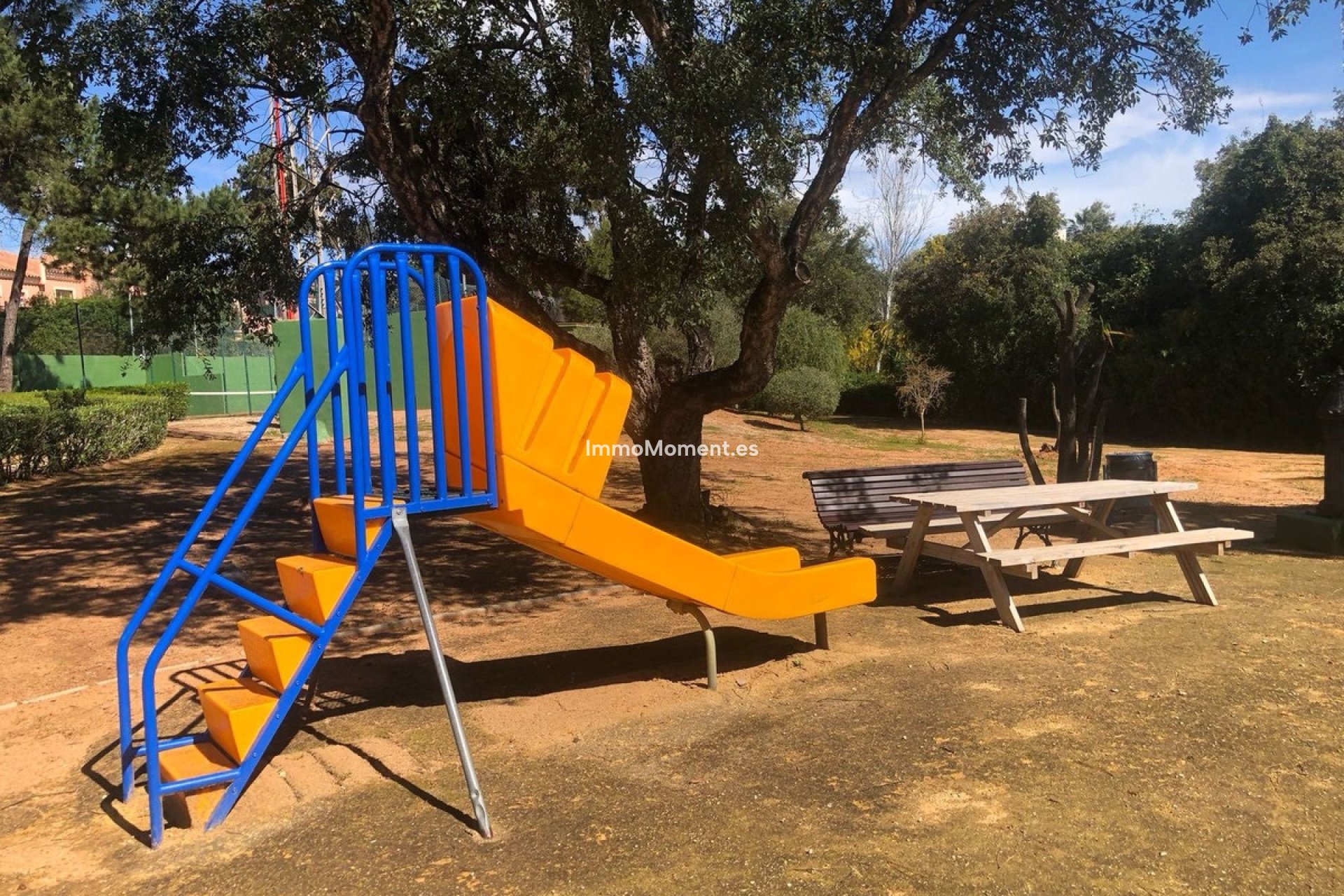 Resale - Villa - Marbella - Elviria